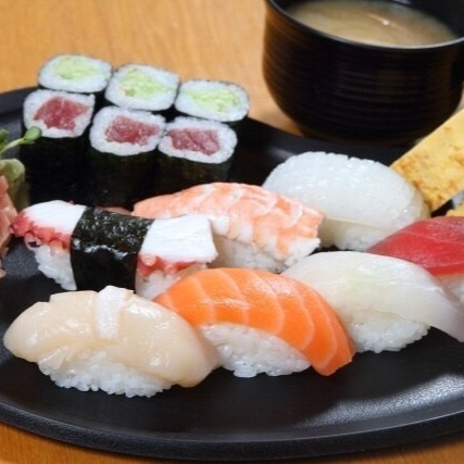 สัมผัสประสบการณ์ความอร่อยที่ไม่เหมือนใครกับร้านโซบะของเรา 🍜✨ เรานำเสนอโซบะที่มีรสชาติเป็นเอกลักษณ์ ด้วยเส้นโซบะที่ปั้นสดใหม่ทุกวัน เพื่อความหนึบและนุ่มลื่นในปาก เป็นการรวมเสน่ห์ของวัตถุดิบสดใหม่กับความเชี่ยวชาญของเชฟที่ตั้งใจทำอย่างพิถีพิถัน 🥢 เราพร้อมเสิร์ฟด้วยความรักและตั้งใจให้ทุกท่านได้ดื่มด่ำไปกับบรรยากาศอันอบอุ่นและเป็นกันเองที่ร้านของเรา หามื้ออาหารที่ไม่เพียงแต่เติมเต็มท้อง แต่ยังเติมเต็มความสุขให้กับใจได้ที่นี่ 💛 แวะมาที่ร้านของเรา แล้วค้นพบว่าทำไมลูกค้าถึงรักเรา 😊

Experience a unique taste at our soba restaurant 🍜✨. We present soba with a distinctive flavor, using noodles freshly made every day for a chewy and smooth texture in your mouth. It is a combination of fresh ingredients' charm with the expertise of chefs who cook with meticulous care 🥢. We are ready to serve with love and intention, allowing everyone to indulge in a warm and friendly atmosphere at our restaurant. Find a meal that not only fills your stomach but also brings joy to your heart here 💛. Stop by our shop and discover why our customers love us 😊.

#โซบะสดใหม่
#ร้านอาหารญี่ปุ่น
#โซบะอร่อย
#สด
#โซบะญี่ปุ่น