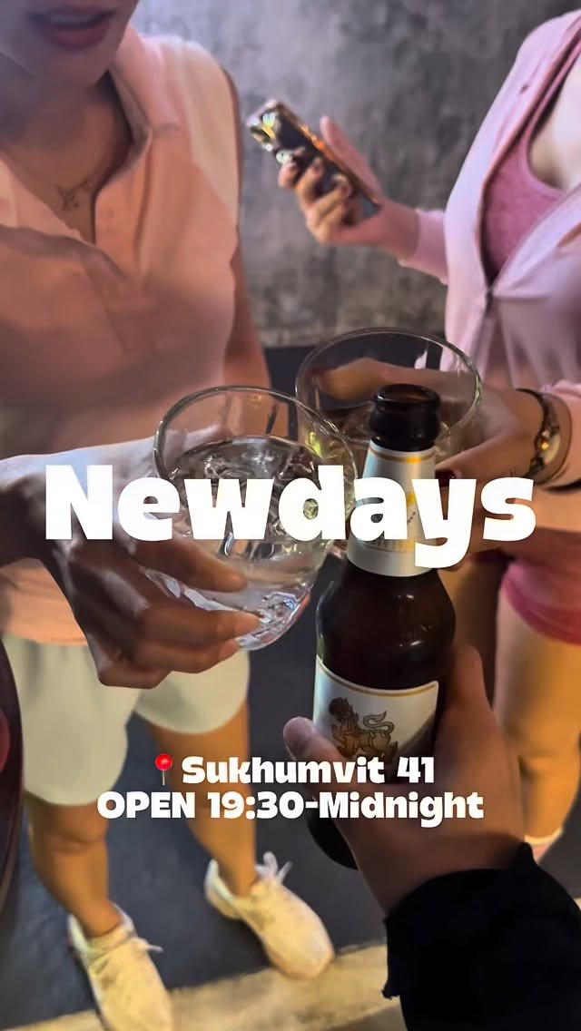 水曜の夜をゆったり過ごしたい方へ。
Newdaysは、落ち着いて飲めるカウンター席と、
友達と遊べるダーツ🎯・ビリヤード🎱を備えた、
“静かすぎず、賑やかすぎない”ちょうどいいバーです。

📍 プロンポン駅から徒歩約6分（Sukhumvit 41–43）

週の真ん中、水曜はNewdaysで気分転換しませんか？

⸻

Unwind your Wednesday night at Newdays.
Enjoy a relaxed midweek vibe,
play darts 🎯 or billiards 🎱,
and settle into a bar that’s neither too loud nor too quiet.

📍 About a 6-minute walk from Phrom Phong Station
(Sukhumvit 41–43)

A perfect midweek escape in Phrom Phong.

⸻

想在周三晚上轻松放松？Newdays 很适合你。
这里气氛刚刚好，不吵不闹，
还能玩飞镖🎯、桌球🎱，让你度过轻松的周三夜晚。

📍 距离 Phrom Phong 站步行约 6 分钟（Sukhumvit 41–43）

周三夜晚，就在这里慢慢放松。

#phromphong 
#プロンポン #barbkk