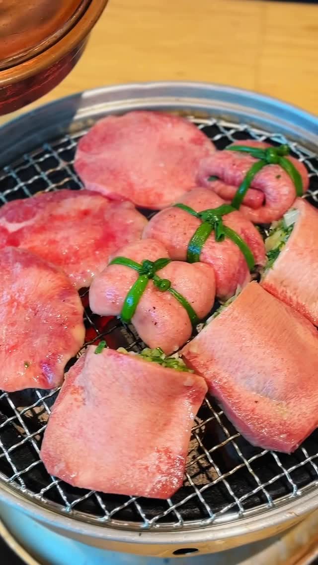 おにくとごはん。オンヌット店は、
オンヌットプラザ1階にございます。

敷地内には大型駐車場があり、
スーパー「TOPS」も併設されています✨️

営業時間は、
午前11時30分〜夜22時までの通し営業です🙆‍♀️⁡
ร้านโอนิคุโตะโกฮัง สาขาอ่อนนุช
ตั้งอยู่ที่ชั้น 1 อ่อนนุชพลาซ่า

ภายในโครงการมีที่จอดรถขนาดใหญ่
และมีซูเปอร์มาร์เก็ต TOPS ให้บริการ ✨️

เปิดให้บริการทุกวัน
ตั้งแต่เวลา 11:30 – 22:00 น.
เปิดยาวตลอดวัน 🙆‍♀️
#onnut #onikutogohanonnut #อ่อนนุช #onnutplaza