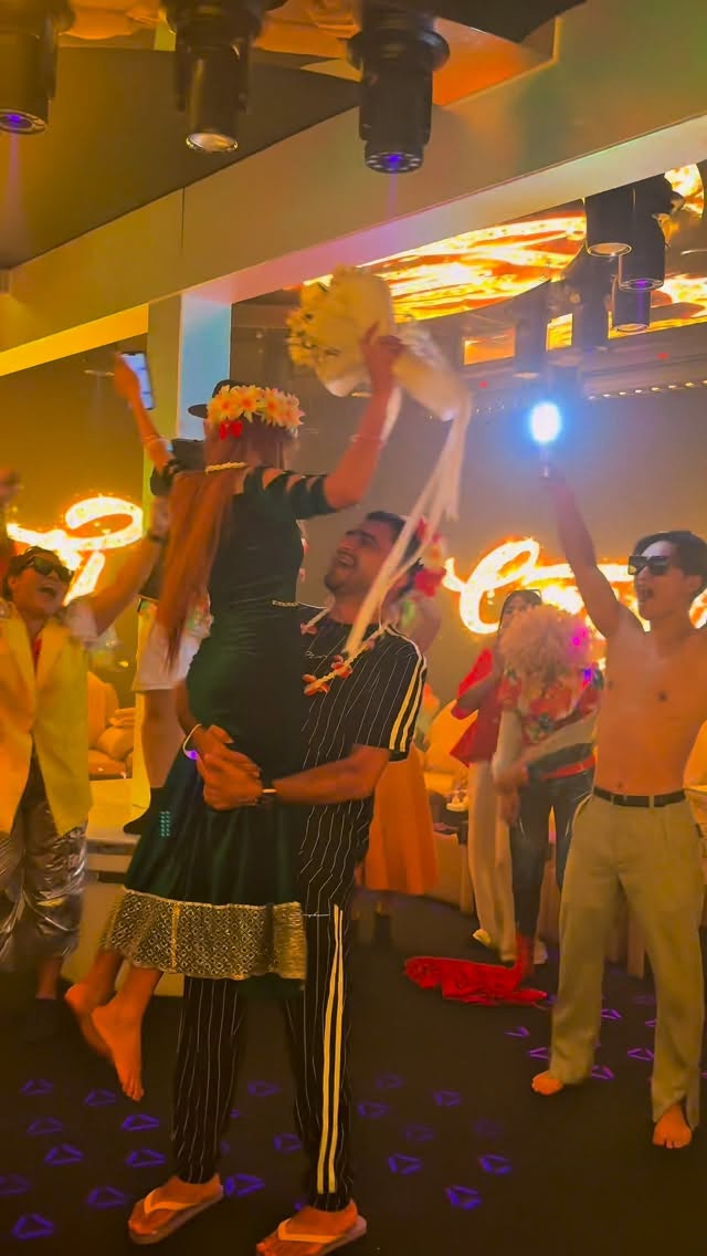 POV: You booked a massage in Bangkok… and ended up celebrating your anniversary like this 💐✨

This is our Wedding / Anniversary Option at Bradbury.
Flowers. Lights. Music. Surprise performance.
Your special day turns into a full entertainment experience.

Not just relaxation —
We celebrate you.

Available as an optional add-on to your reservation.
Anniversary Option can also be booked from the link in our profile.

Book via the reservation link in our profile.

📍 Bradbury - Soi Sukhumvit 61
⏰ 12:00 – 0:00

#BRADBURY #massage #bangkoktrip #映えスポット #InstaWorthy