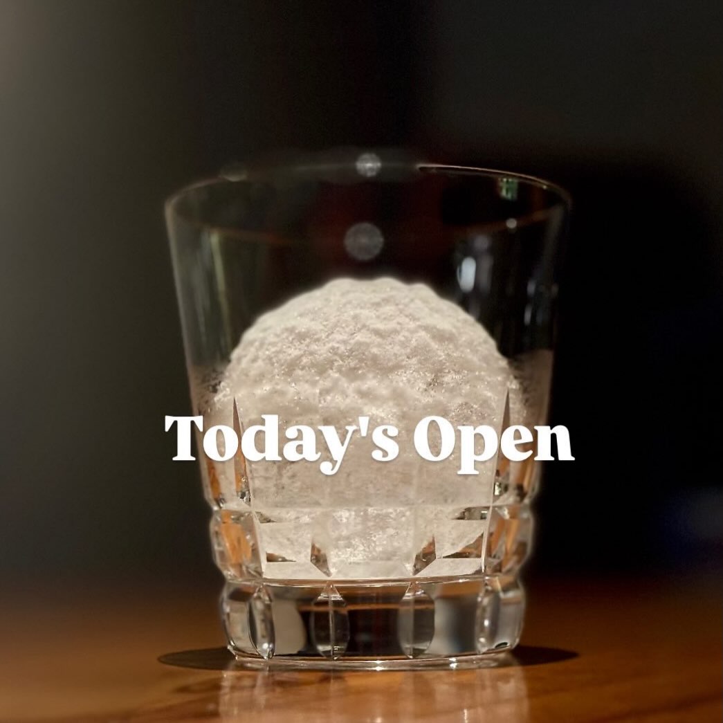 Bar Yoichi is open today as well!

There are fewer than 10 days left of our business at our current location before the move.

Please take this opportunity to enjoy your final moments with Bar Yoichi here on Sukhumvit Soi 30 at a relaxed pace.

We look forward to welcoming you again today.

Bar 余市本日もオープンしております！

移転前の営業日も残り10日を切りました。

ぜひスクンビットSoi 30での余市の最後の時間をゆっくりお過ごしください。

本日もお待ちしております。