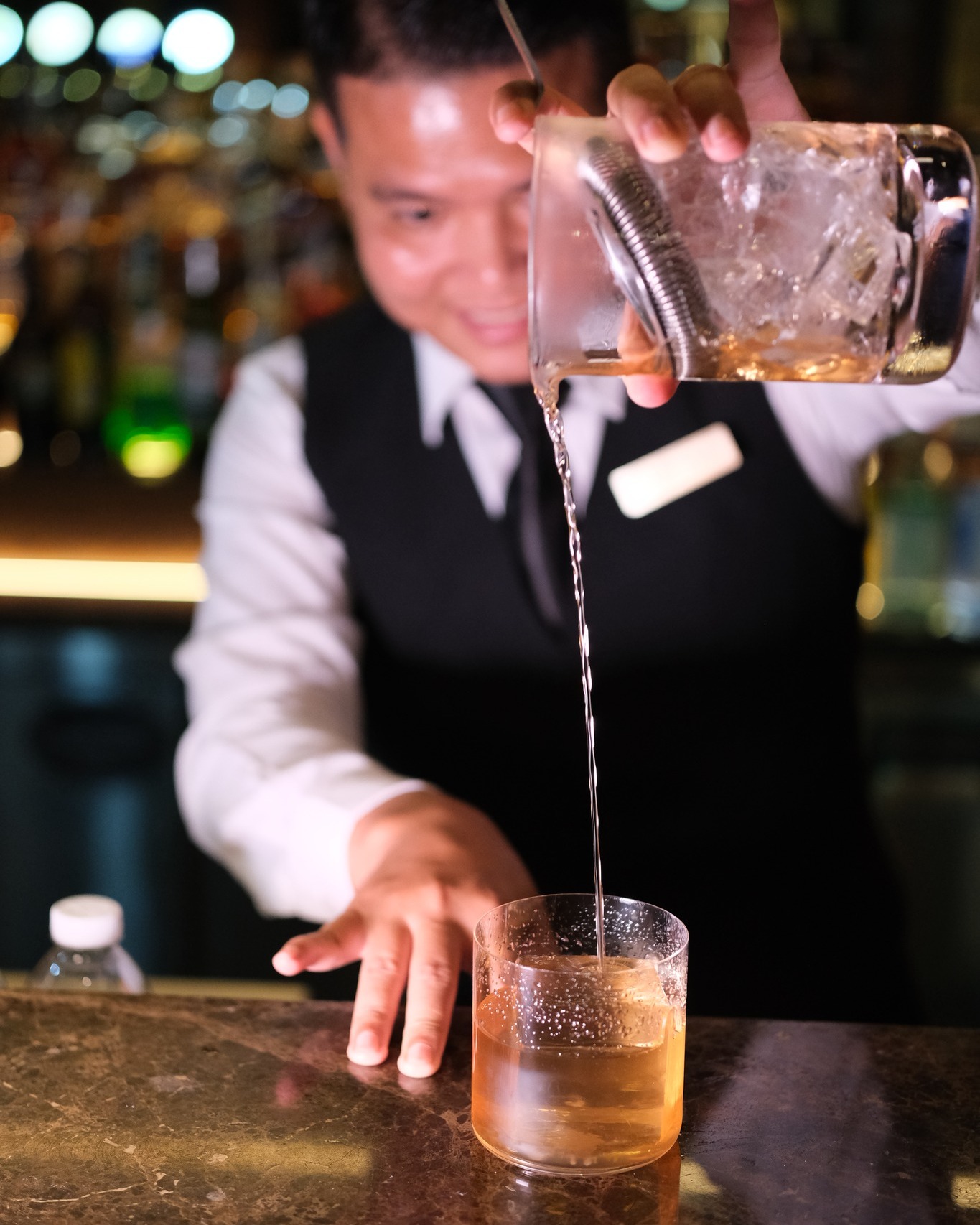 A Thursday evening well-spent. Explore our collection of rare malts and aged spirits—the perfect companion to a refined evening.
​
𝐑𝐞𝐬𝐞𝐫𝐯𝐚𝐭𝐢𝐨𝐧:
064-567-2929
LINE ID: wg.reservation
reservation@wolfgangssteakhouse.th
​
𝐖𝐨𝐥𝐟𝐠𝐚𝐧𝐠'𝐬 𝐒𝐭𝐞𝐚𝐤𝐡𝐨𝐮𝐬𝐞 𝐁𝐚𝐧𝐠𝐤𝐨𝐤
Mon - Sun: 11:30 AM - 11:30 PM
3rd floor, The Storeys at One Bangkok
​
#WolfgangsSteakhouseThailand