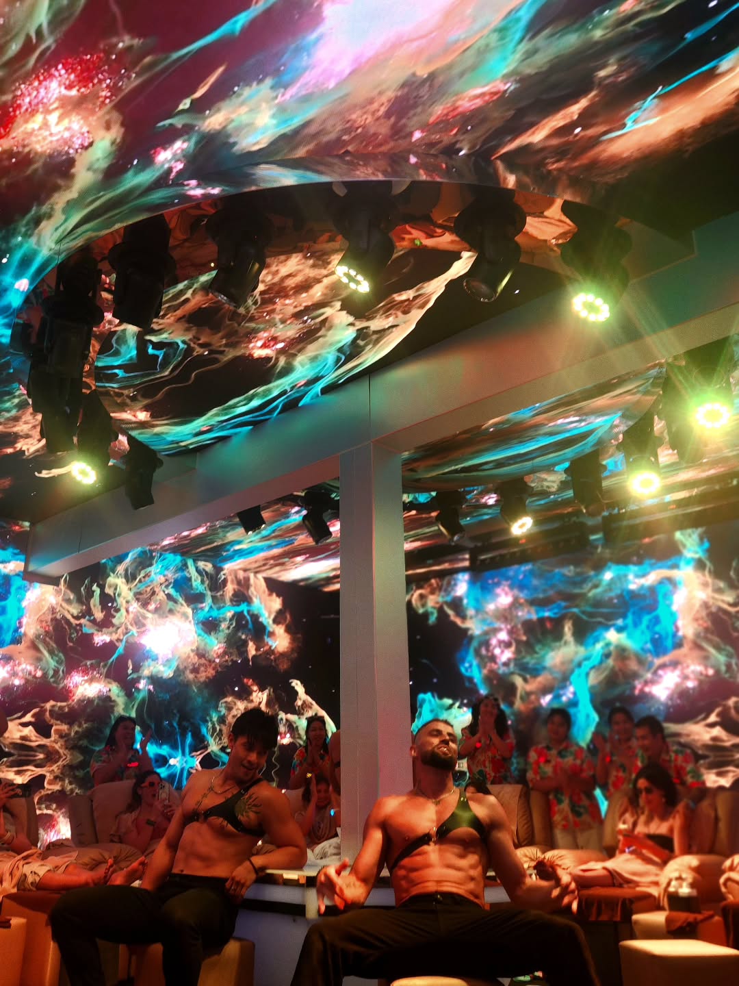 BRADBURY・ブラッドバリー/世界一うるさいマッサージ