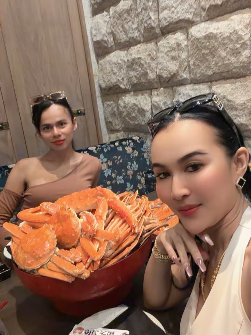 ご来店誠にありがとうございます🥰🫶🫶
⁡
📍Kanitengoku Asok Sukhumvit23
📞0800743032
LINE @080vecfn

🕒 เวลาเปิดให้บริการ

📅 วันจันทร์ – พฤหัสบดี, เสาร์ – อาทิตย์
⏰ 11:30 – 22:30 น.

📅 วันศุกร์
⏰ 15:00 – 22:30 น.

📅 Monday – Thursday, Saturday – Sunday
⏰ 11:30 AM – 10:30 PM

📅 Friday
⏰ 3:00 PM – 10:30 PM