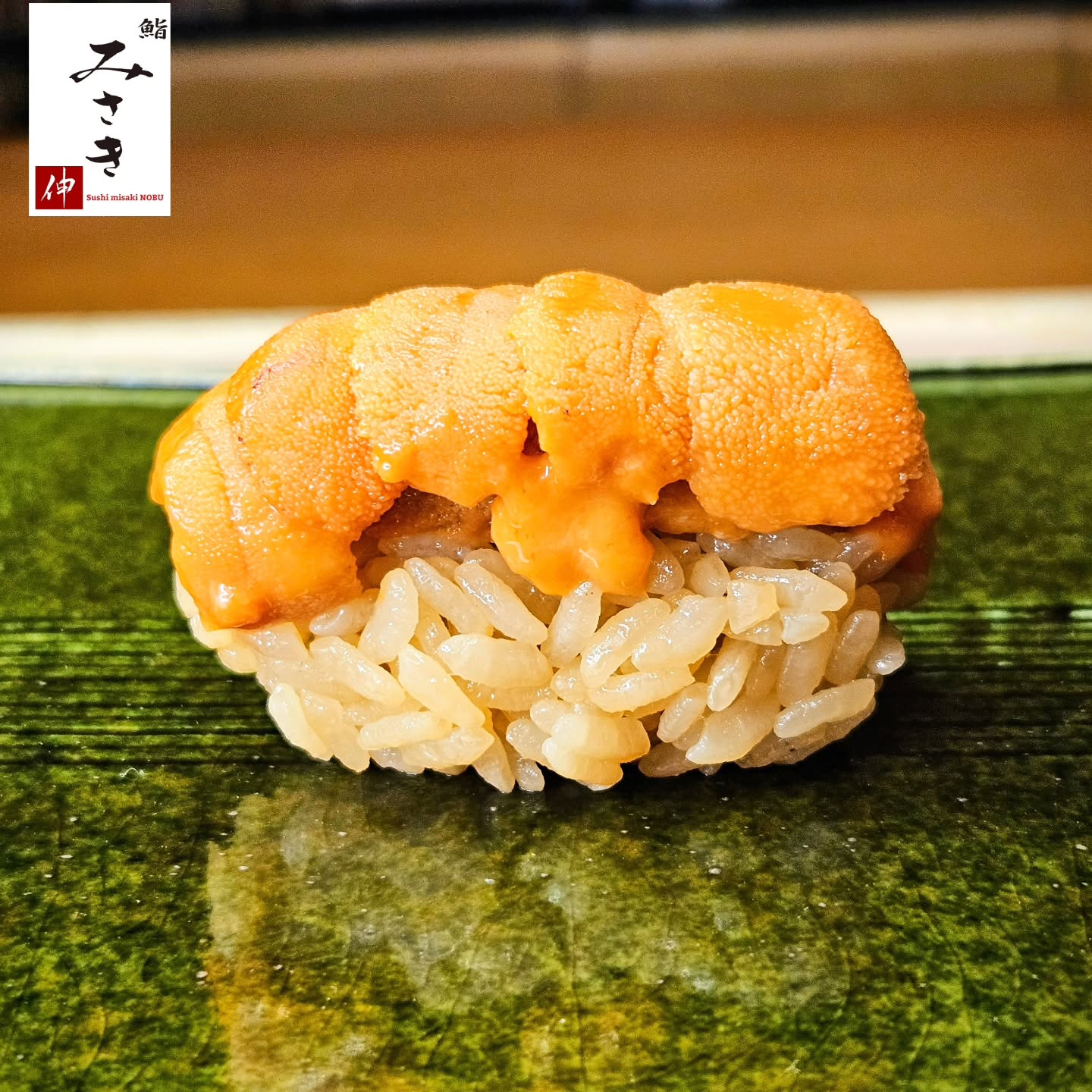 【Sushi that bows to the past, yet winks at the present】
▷▶︎▷LINE→@sushimisakinobu▶▷

さてあっという間に2月も最終週です!!
これからは歓送迎会の季節ですね…
沢山の出会いや別れがあると思いますが
特別な日に是非ともご利用くださいませ！

今月からは春らしい食材はもちろんのこと
王道のウニや鮪もしっかりご用意しております！

シンプルに美味しい雲丹を
そのままご賞味くださいませ！

貸切やケータリングにもご対応させていただきますので
お気軽にご連絡くださいませ！

Location: 
50 GMM Grammy PLACE, Sukhumvit 21 Rd. (Asoke), Khlongtoeinuea,Wattana, Bangkok 10110, Thailand

Sushi Misaki Nobu (GMM grammy place BF1)
chef 【NOBU】

Reservation: 
Sushi Misaki Nobu/062-495-2386

Dine-in time: 
12:00-lunch time open
17:00-dinner time open
※anytime customer choose reservation time
close 22:00
close every Monday

menu:
1.standard course 4000THB
2.special course 6000THB
3.Premium course 8000THB

#sushimisaki
#sushimisakinobu
#鮨みさき
#鮨みさき伸
#バンコク
おまかせ
Bangkok
omakase
sushi
鮨
寿司
タイ
Thailand
デート
接待