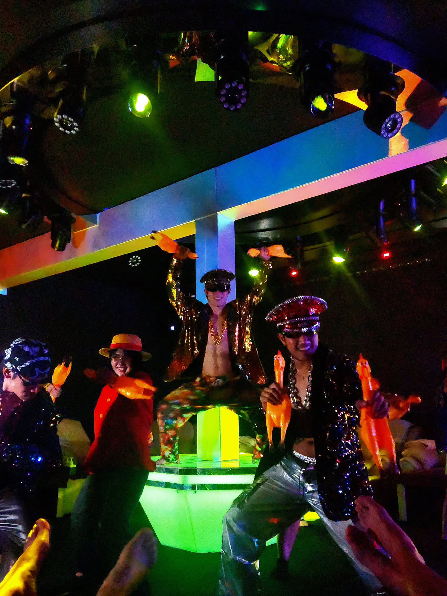 Get ready for a show like no other! 🎉🐥✨

​Experience our high-energy entertainment, complete with dazzling performances and the legendary chicken dance! It's pure fun, non-stop smiles, and unforgettable vibes. 💃🕺🔥

​Come join the party at Bradbury!
​
#BradburyMassage #ChickenDance #BangkokNightlife #Instaworthy #GoodVibes