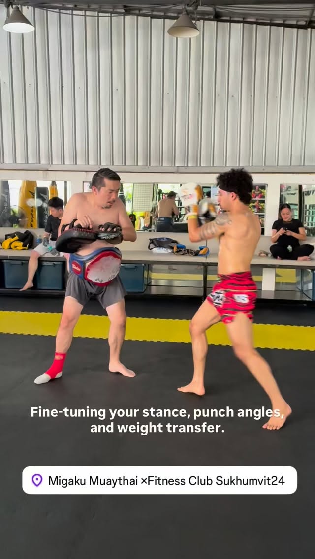 Southpaw vs Southpaw.
Check the comments for the full breakdown 👇

#muaythai #มวยไทย #muaythaitraining #thaiboxing