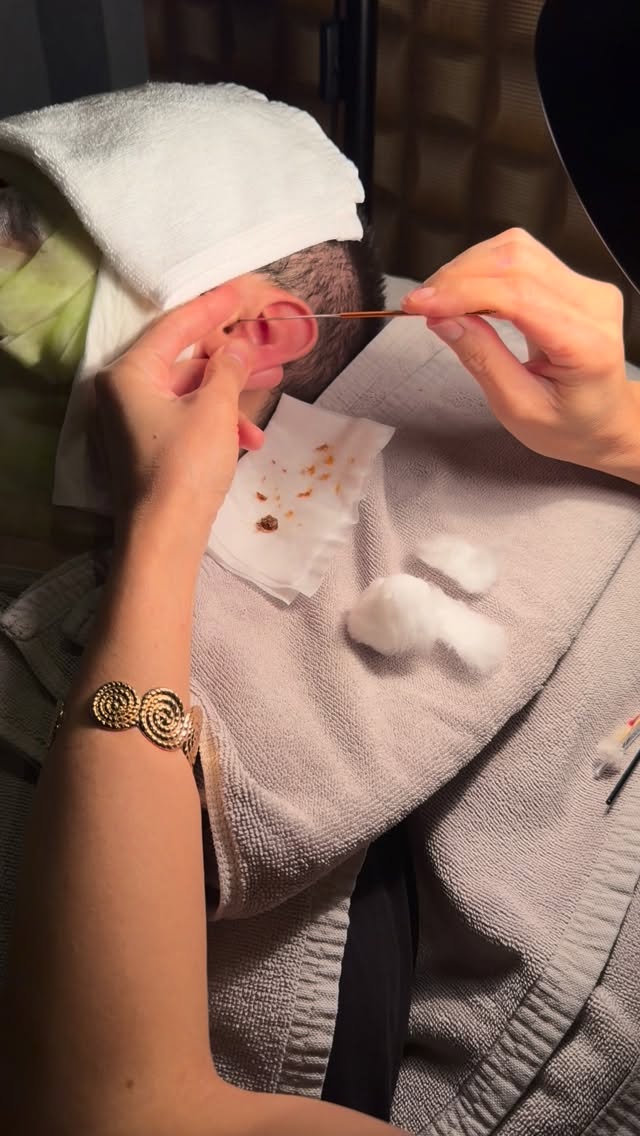 Experience the comfort of professional ear cleaning💕

You can make a reservation at here👇
☎️ 02 124 5246
DM (X or FACEBOOK)
WhatsApp +66 98 925 5888
Line  lin.ee/YOE9biR
#bodycareworks #สปาเวียดนาม