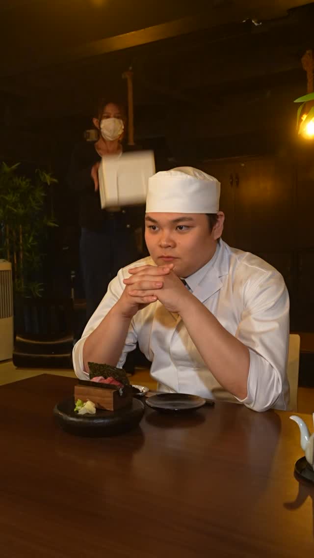 ฉันรอคุณมาที่ YUNA อยู่นะ
I’m looking forward to welcoming you to YUNA.

📍 Near BTS Nana
　 Sukhumvit 11/1 Alley
📞 Tel: 02-067-2602
⏰ 11:00–01:00

For reservations, please call or DM us.