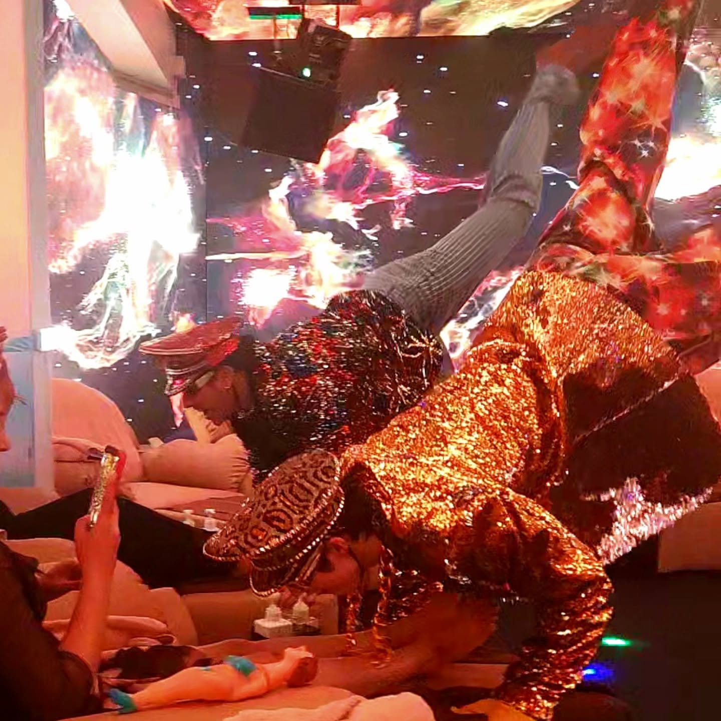 BRADBURY・ブラッドバリー/世界一うるさいマッサージ