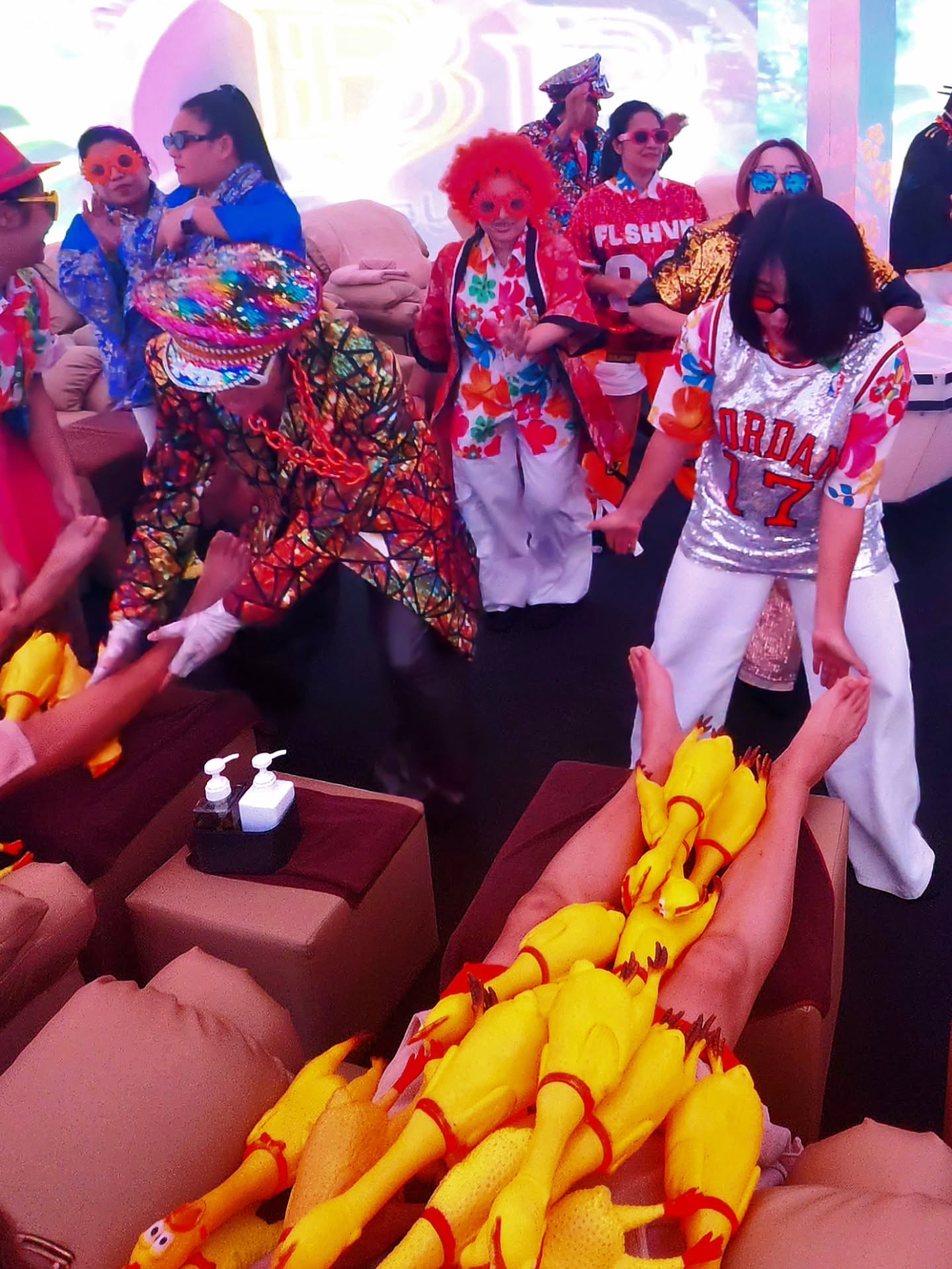 Too many chickens, too much fun! 🐥🦶✨

​Welcome to the beautiful chaos of Bradbury, where your feet are the stars of the show!
Experience our legendary massage surrounded by a sea of screaming chickens and non-stop entertainment. 🌌💃🔥

​It’s the most hilariously unforgettable relaxation you’ll ever have!

#BradburyMassage #ChickenDance #BangkokNightlife #Instaworthy #Showtime