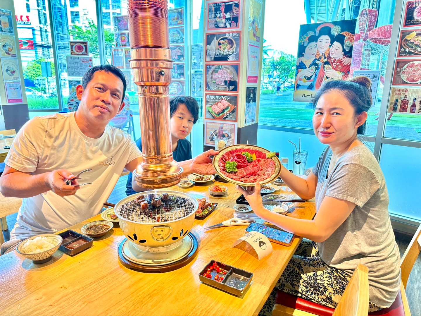 ขอขอบพระคุณเป็นอย่างยิ่งที่มาใช้บริการค่ะ 🍚🍖

📍Onnut Plaza
⏰11:30-22:00
☎0654722730
LINE @100hlgjm