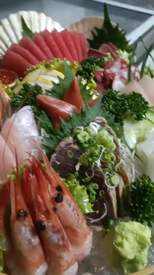 #Japaneserestaurant #ขอบคุณลูกค้าที่มาอุดหนุนค่ะ #โทราจิโร่สุขุมวิท39 #ปลาดิบชิ้นใหญ่มว๊ากก #แวะมานะคะ😋😋😋 #พร้อมเสริฟจ้าา🔥