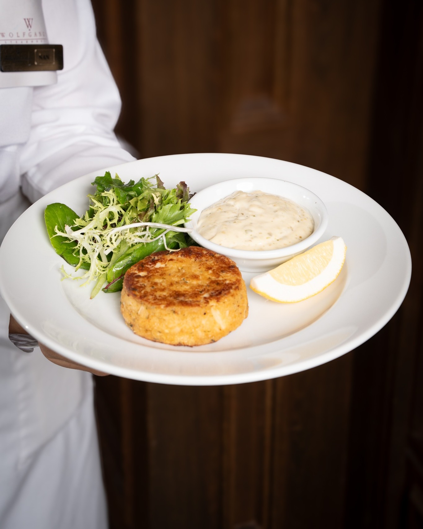 Friday nights just got a New York upgrade.
​
Start your weekend at Wolfgang’s Steakhouse Thailand with an exclusive privilege. Every Friday, Visa Infinite and Visa Signature cardholders enjoy a Complimentary Welcome Drink for everyone at the table when booking via Visa Concierge.
Pair your drink with our legendary Sizzling Bacon or Wolfgang's Crab Cake.
​
━━━━━
For Reservation:
064-567-2929
LINE ID: wg.reservation
reservation@wolfgangssteakhouse.th
━━━━━
Wolfgang's Steakhouse Bangkok
3rd Floor, The Storeys at One Bangkok
Hours:
Monday - Sunday from 11:30 AM – 11:30 PM (Last order 10:30 PM)
Lunch: 11:30 AM – 3:30 PM (Last order 3:00 PM)
​
#WolfgangsSteakhouseThailand #OneBangkok #BangkokDining #USDAPrime