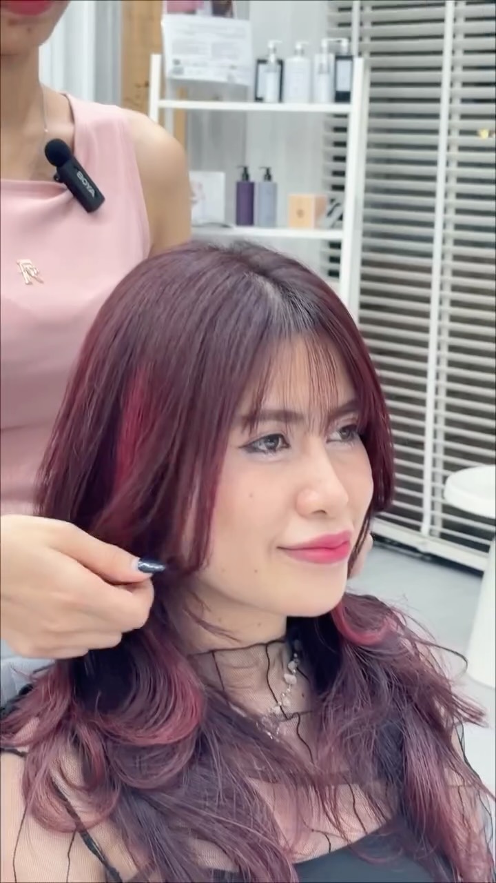 สำหรับลูกค้าที่มีปัญหาหน้าม้าแตกไม่เป็นทรง เพียงทำคอร์สนี้จะหมดปัญหาเหล่านี้ทันทีเลยค่ะ😊
📍 New Menu
Reset Bang Course

Regular price (30min.)
ราคา 1,500 บาท

With Esthetic Course
ทำร่วมกับเมนูอื่น
ราคา 1,200 บาท

แพ็กเกจ 2 ครั้ง
ราคา 1,800 บาท
(สามารถใช้บริการได้ 2 ครั้ง ภายใน 1 เดือน และตัดหน้าม้าฟรี)

ปรึกษาผ่าน LINE
สามารถปรึกษาได้ตลอดเวลา (ฟรี)

※แนะนำสำหรับผู้ที่
หน้าม้าแตกง่าย มีขวัญผมด้านหน้า
ทำให้จัดทรงหน้าม้ายาก
หรือผู้ที่ต้องการให้หน้าม้าจัดทรงง่าย
เพียงแค่ไดร์ผมก็สวย!
______________

REGULAR PRICE (30 MIN)

Regular price 1,500 Baht

With Esthetic Course
1,200 Baht when combined with other services

2-TIME PACKAGE
1,800 Baht
(Can be used twice within 1 month and bang cut is free)

CONSULT ON LINE
You can consult on LINE anytime (Free)

#glossbangles #resetbang #前髪パーマ #ร้านทำผมทองหล่อ