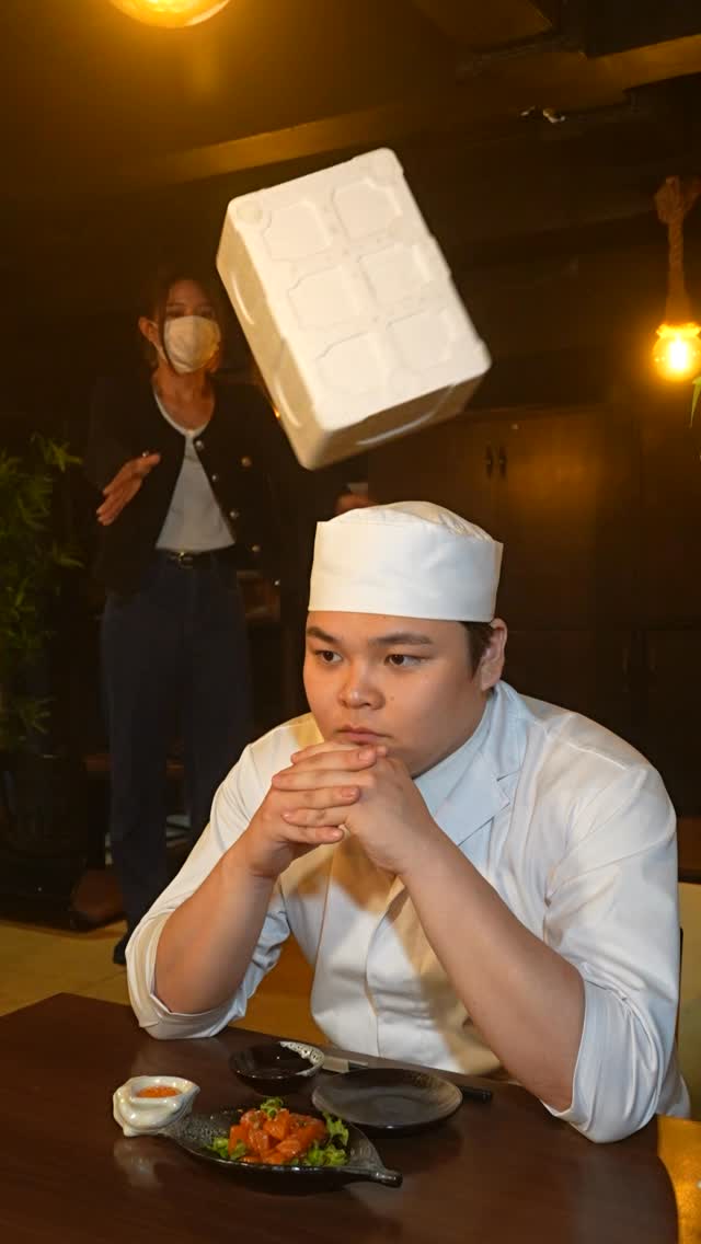 ฉันรอคุณมาที่ YUNA อยู่นะ
I’m looking forward to welcoming you to YUNA.

#japanesefood #bangkok