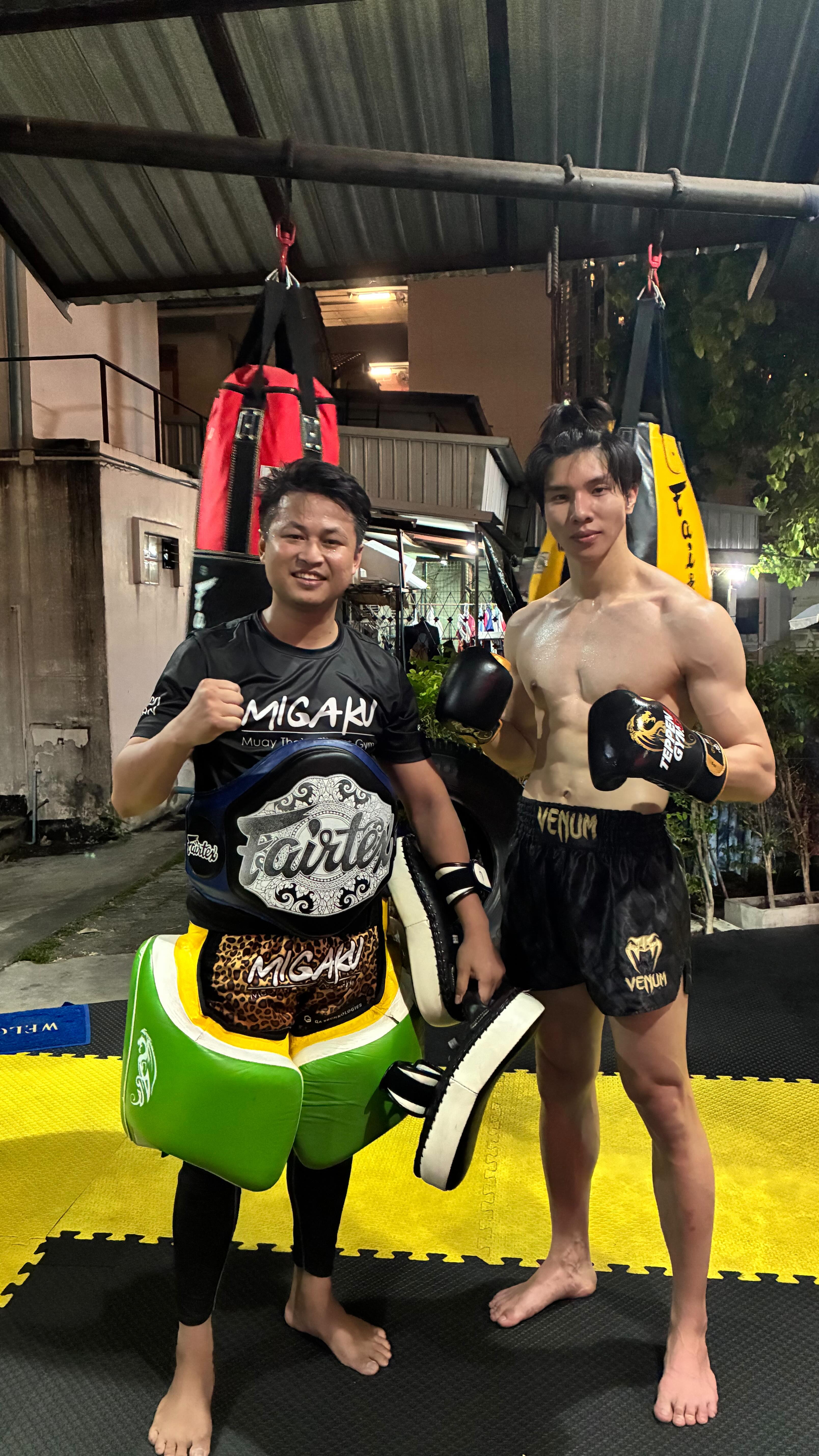 Thank you @_longlee7 

#muaythai #ลดน้ำหนัก #มวยไทยเพื่อสุขภาพ #ฟิตเนส #ออกกำลังกาย