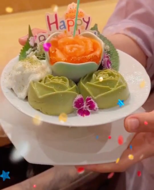 ✨HAPPY BIRTHDAY✨
วันนี้ขอขอบคุณที่มาใช้บริการที่ร้านของเราในวันพิเศษวันเกิดของคุณนะคะ🥰
หวังว่าคุณจะได้มีช่วงเวลาที่สนุกสนานและพิเศษนะคะ🎂
ขอให้ปีนี้เต็มไปด้วยรอยยิ้มและความสุขนะคะ🌸