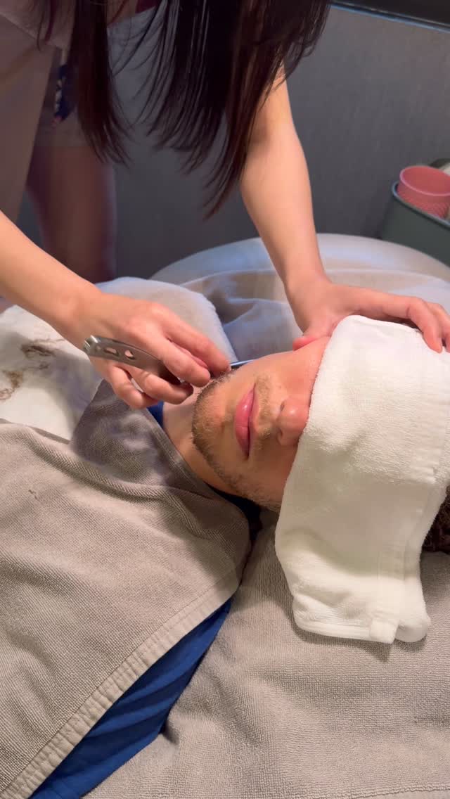 Let our team take care of your body from head to toe 🥰 
Welcome to body care works 
📍Location Sukumvit soi18 

You can make a reservation at here👇
☎️ 02 124 5246
DM (X or FACEBOOK)
WhatsApp +66 98 925 5888

#bodycareworks #สปาเวียดนาม #relaxing