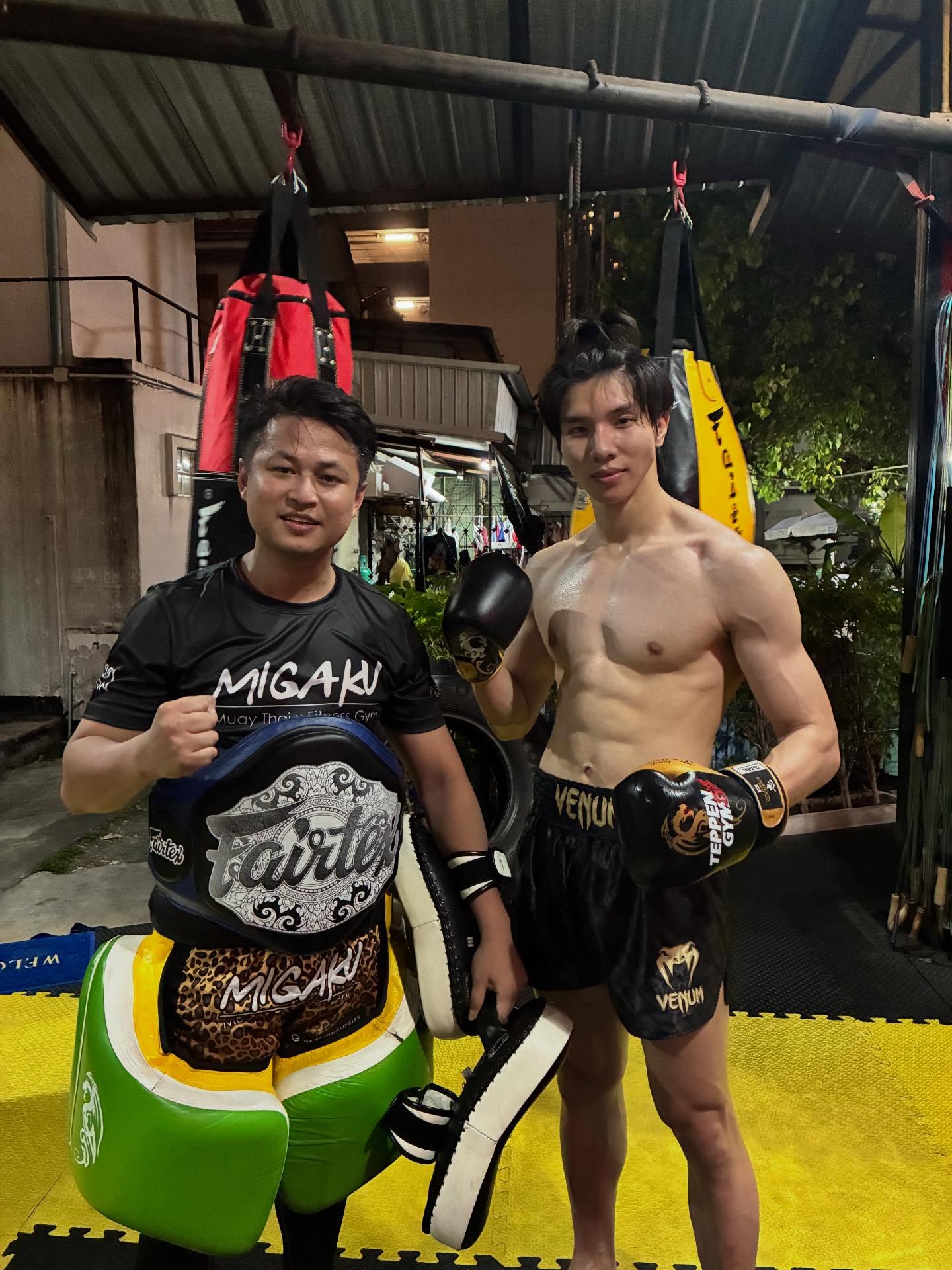 Thank you @_longlee7 

#muaythai #ลดน้ำหนัก #มวยไทยเพื่อสุขภาพ #ฟิตเนส #ออกกำลังกาย