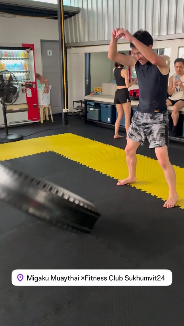 🛞tire🛞 training 🏋️

#muaythai #มวยไทยออกกำลังกาย #ฟิตเนส #ออกกำลังกาย