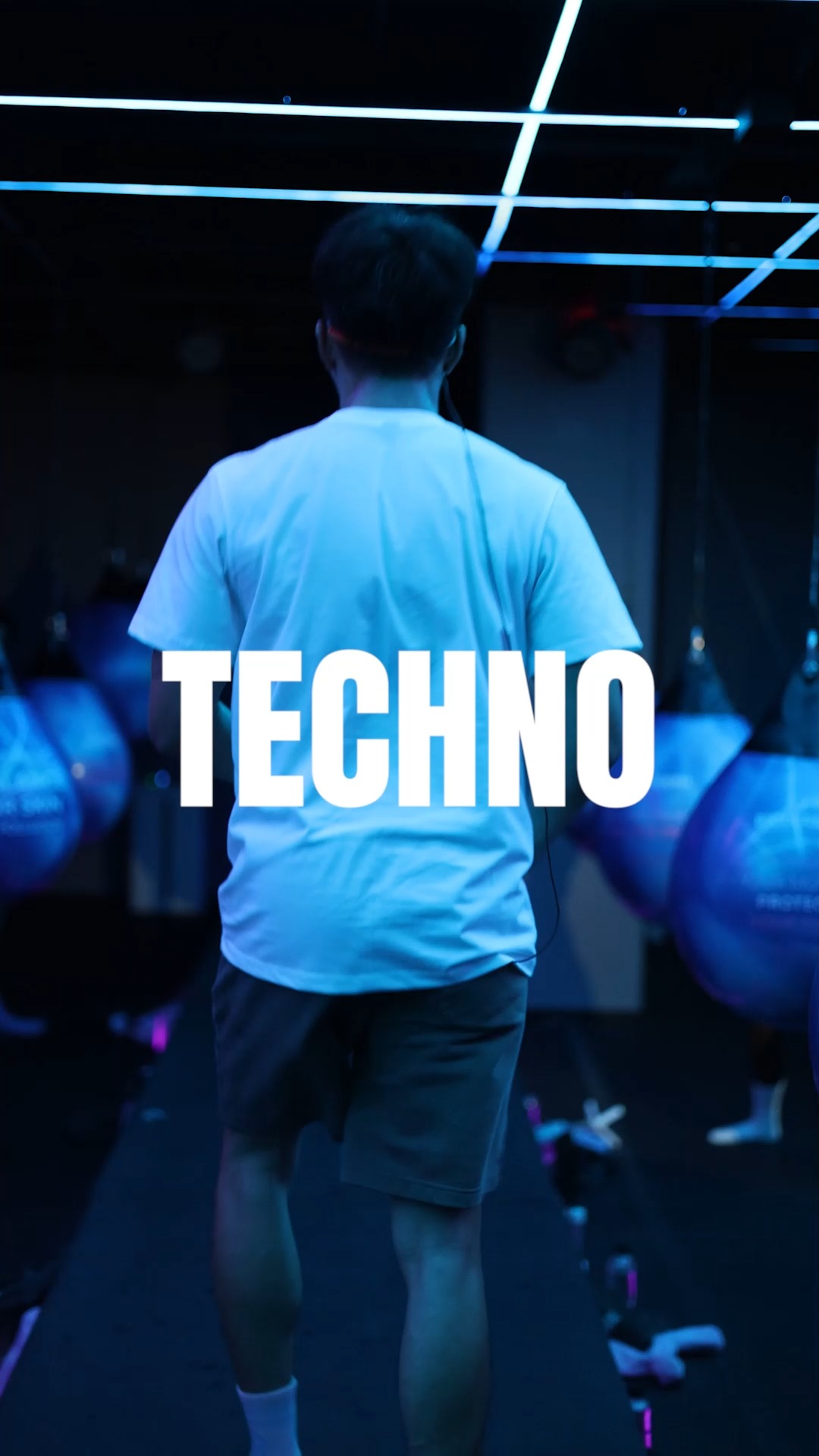 POV: You signed up for Level 3 thinking "how hard can techno be"

_________________________
🥊 Splash Box Studio
📌 Marche’ Thonglor, Building A, 5M Floor
🕘 Opening hours : 9:00 to 22:00
🚿 Full Amenities Provided (Rental Sportswear, Rental Gloves, Rental Towels, Toiletries & Skincare)

Book Now
👇Line Official : @ splashbox

#Splashbox #DarkBeatBoxercise
#ผับของคนรักสุขภาพ #ThonglorGym #PrivateGym
