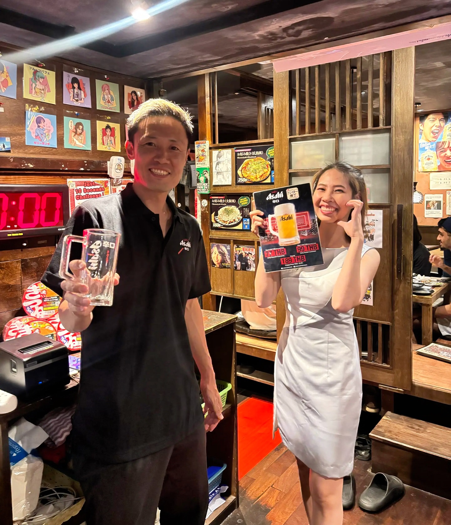 ASAHI Event
สุดสัปดาห์นี้กำลังมันส์มาก🔥🍺

เมื่อวาน Friday คนเต็มร้านเลยครับ！！
ขอบคุณทุกคนที่มา🙏

วันนี้ Saturday และพรุ่งนี้ Sunday
ยังมี Event ต่อเนื่อง！！

✔️ ASAHI เย็นๆ
✔️ Promotion ดีๆ
✔️ บรรยากาศสนุกๆ

Weekend นี้เจอกันที่ Yokochō นะครับ🍻
แล้วมา Cheers กัน♪( ´θ｀)ノ

#Yokochō #BangkokIzakaya #AsahiBeer 
#BangkokNight #weekendcheers