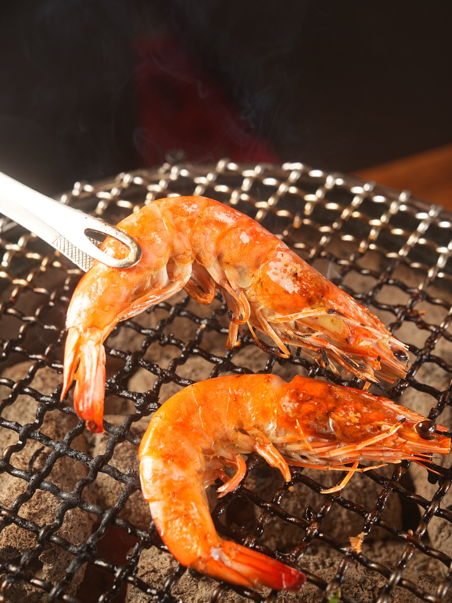 We’ve got seafood too — grilled to perfection, Kemuri style.

ที่ Kemuri เราก็มีซีฟู้ดด้วยนะ ย่างหอม ๆ สไตล์เคมูริ 🔥

#bbkbbq #yakinikubkk