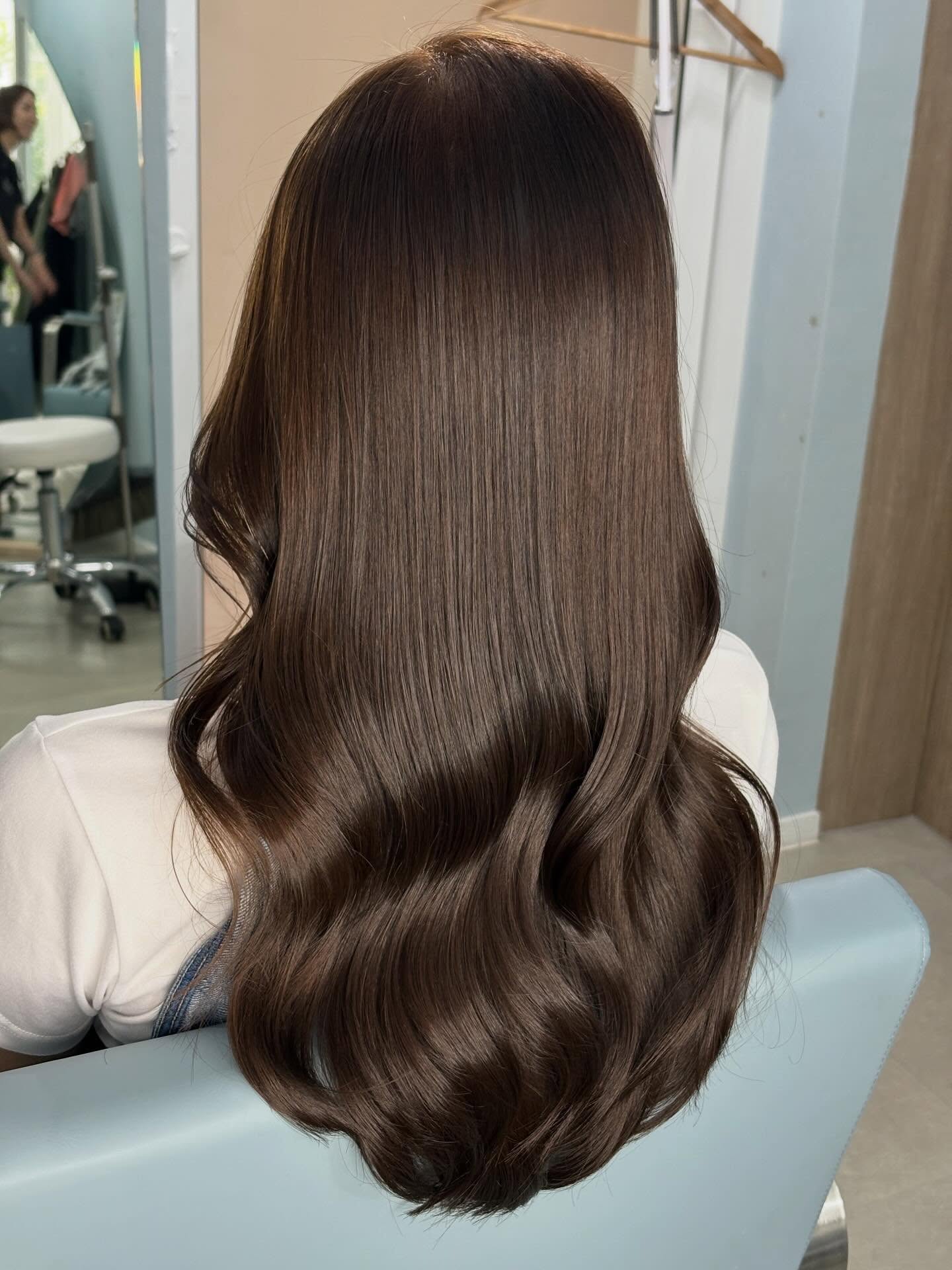 ♡フルカラー2,200バーツ
♡KINUプレックストリートメント1,500バーツ

ダメージを抑えて髪に優しいヘアカラーに♪