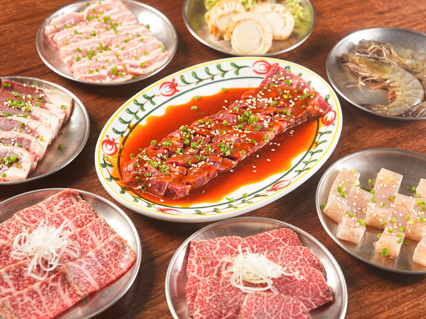 3 mins from BTS Nana.
A hidden yakiniku spot serving premium Tottori Wagyu 🥩

Quiet, cozy, and seriously good.

#yakinikubkk #wagyubkk #wagyu