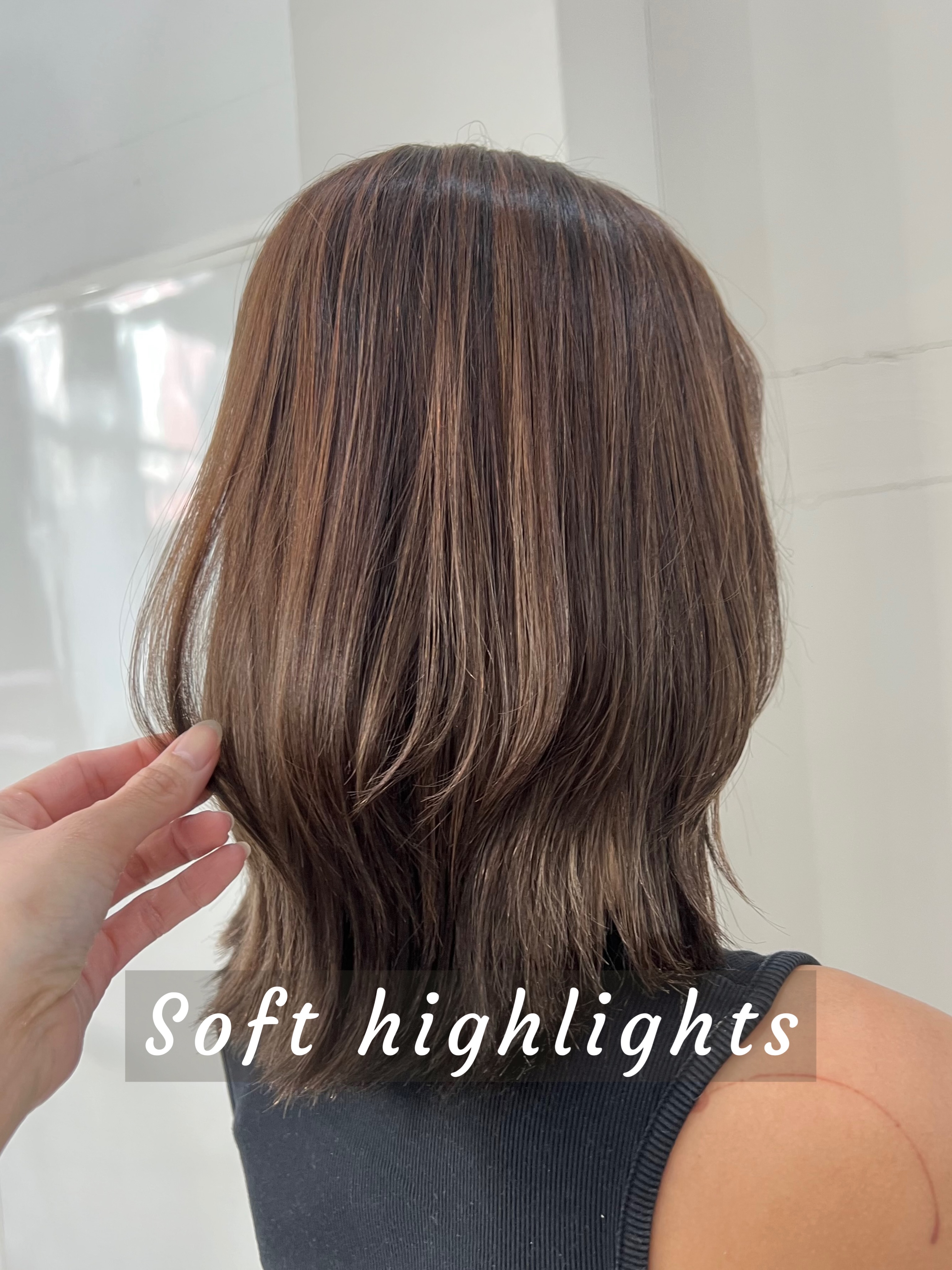 Soft  highlights
By stylist : SAI

We use High quality products from Japan 

🚘 ฟรีที่จอดรถ
👇🏻
Booking : 📕
Line oa @cyanbkk
Tel. 020092616
  0622922841
Open hours :⏰
Everyday 9.30-18.30 น.

#hairsalonbangkok  #hairsalon #japanesesalon #japanesehair #tokyohair
japanesehaircolor ashhair beigehair
haircolor bangkoksalon ร้านทำผมสไตล์ญี่ปุ่น
hairtransformation ร้านทำผมทองหล่อ

バンコク美容室  トンロー美容室  日本人美容師 透明感カラー
アッシュカラー ベージュカラー 外国人風カラー ThonglorSalon bangkokjapanesesalon