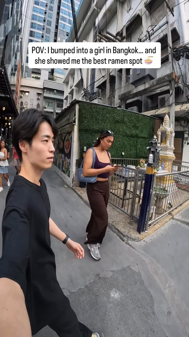 POV: I bumped into a girl in Bangkok… and she showed me the best ramen spot 🍜

#ramentenyonana #ramenbkk