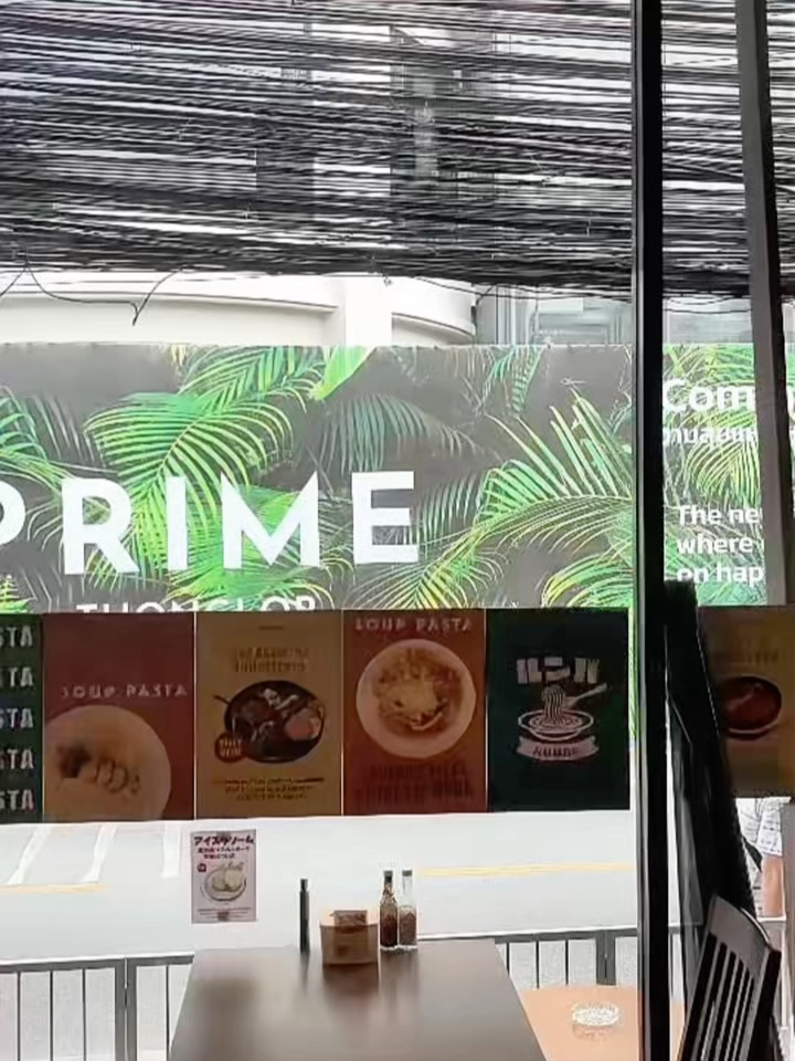 「やれることをやる」
.

・まずはシワだらけだった“ルンバ”暖簾を
スチームアイロンでキレイにバシッと！！

・1階の暑さを少しでも解消するために
遮熱フィルム設置 & キッチンフレッシュエア調整
変わりました！！確認しにご来店お待ちしてます🤭

これからは
・近隣に自社デリバリー(🚶&🚲)開始
→現在メニュー最終調整中 Grabより100B安いよ
・オススメメニュー試作 →来月からの作ってます
・グランドメニュー変更 →人気ないのはガンガン変更
・LINE@有料プラン加入 →お得情報配信予定

行動を止めない、ピンチをチャンスに！！
4月から🇹🇭来られた方々に少しでも美味しい 安全 笑顔を
今後ともThonglor Rumbaよろしくお願いします🙇🙇‍♂️

#Thonglor #SoupPasta #thonglor13 #スープパスタ #🇹🇭🇯🇵