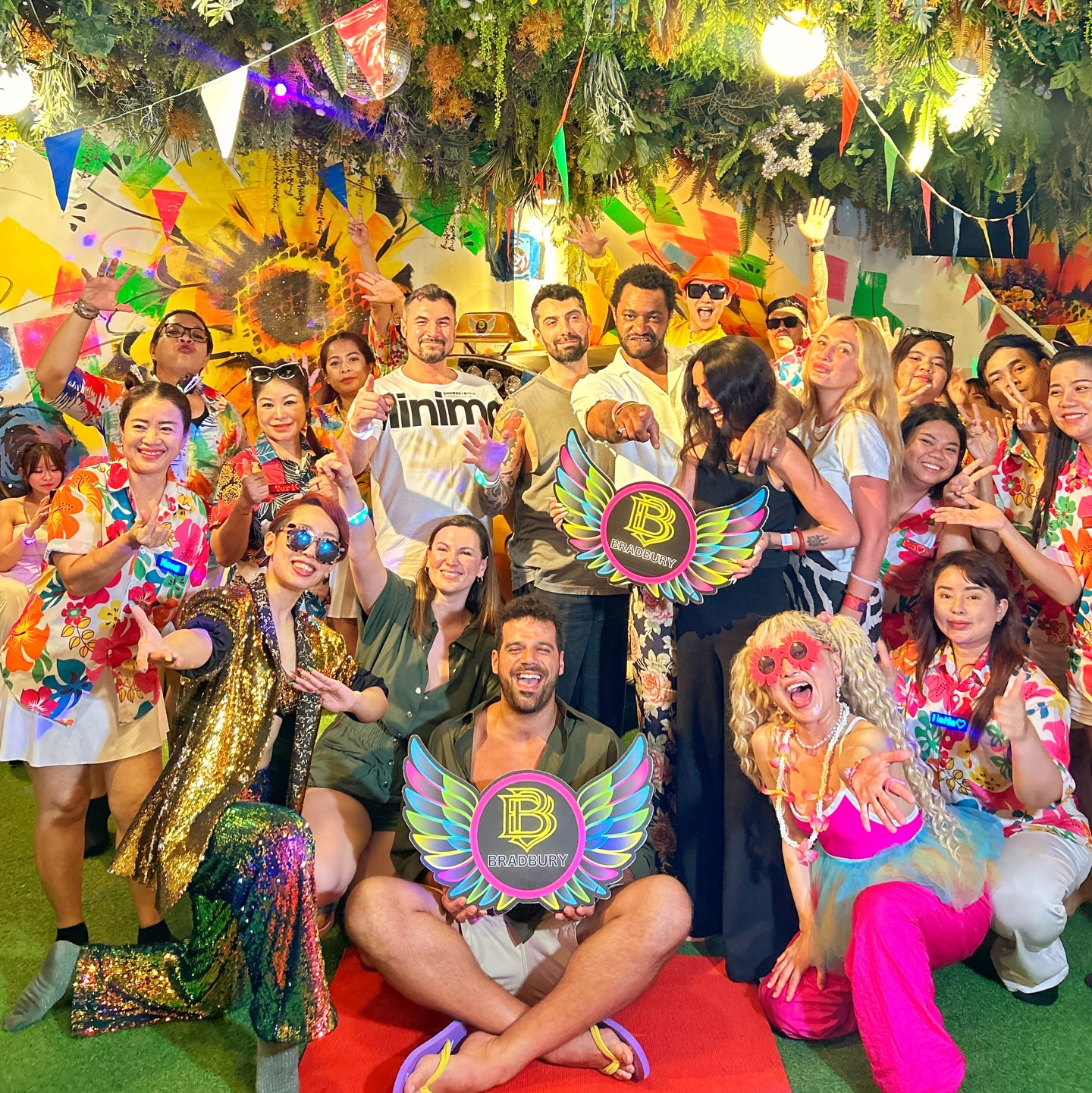 ⸻

This wasn’t just a massage…
This was a whole moment ❤️‍🔥

Red carpet.
Lights.
Energy.
And YOU made it unforgettable.

Thank you for coming and being part of this experience.

Red Carpet option available from the link in bio.

See you again soon 😉

📍 Bradbury - Soi Sukhumvit 61
⏰ 12:00 – 0:00

#BRADBURY #massage #bangkoktrip #InstaWorthy #BangkokNight