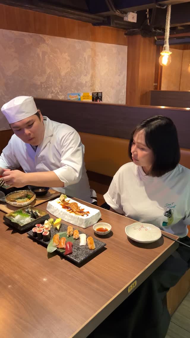 I wondered why they were being so kind… but…

@yunajapaneserestaurant 

#bkkjapanesefood #japanesefood