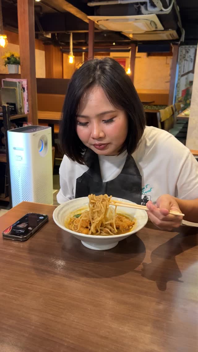 Wait… why is this person here? 

 @yunajapaneserestaurant 

#japanesefood #bkkrestaurant