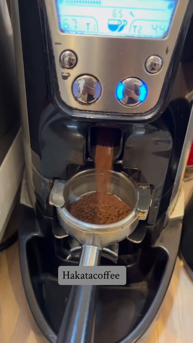 กาแฟลาเต้ร้อน “ Hot Latte “
กาแฟสูตรเข้มข้นสไตล์ญี่ปุ่น ผสานฟองนม
สัมผัสสุดนุ่ม กลิ่นหอมละมุน เหมาะสำหรับยาม
เช้าของวัน
#free มอร์นิ่งเซ็ต เวลา 8.00น. - 11.00น.
(เฉพาะรับประทานที่ร้านเท่านั้นนะค้าาา)

#hakatacoffeebkk 
#อาหารญี่ปุ่น #สตามิน่าเทปปัง #cafe