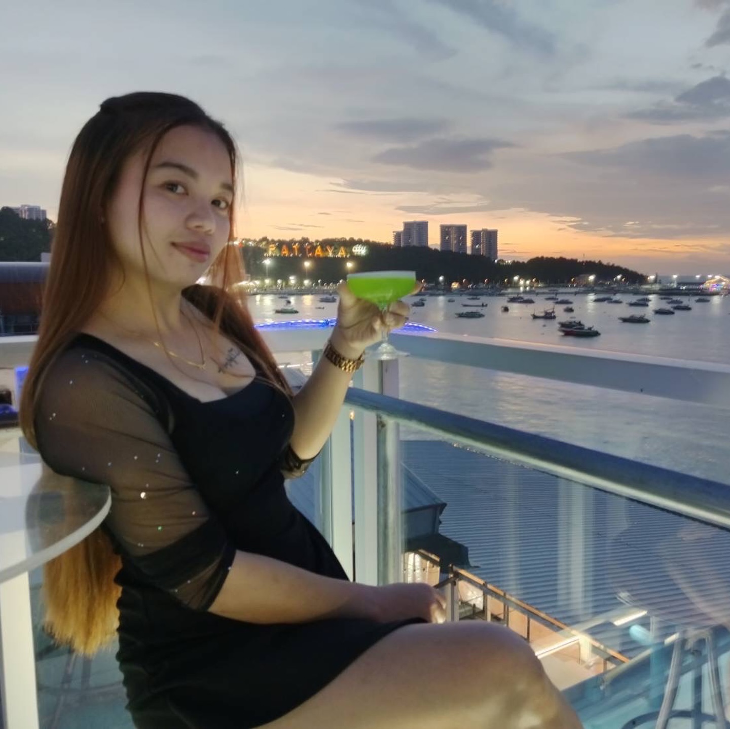 When sunset approaches, be sure to check out Woodball Pattaya. We have a great view and a menu full of delicious drinks and food. Our bar can be found easily found on Walking Street, across from Fahrenheit Agogo. See you soon! 🥳🥳🥳🥳