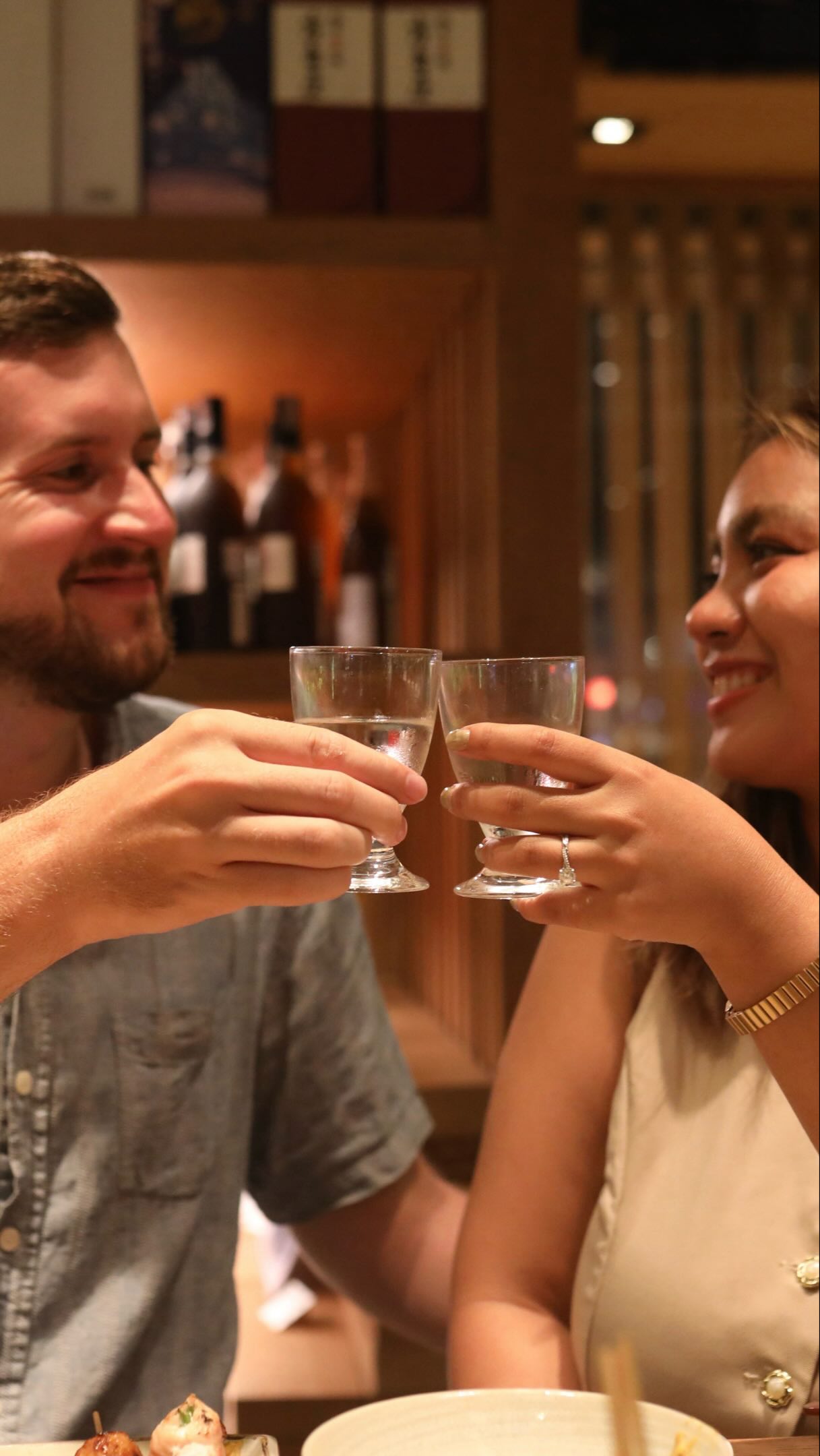 Looking for the perfect sake night? 🍶✨
Enjoy unlimited sake, discover new flavors, and let our staff help you find the one that matches your taste best.

Good drinks, good people, and the kind of nights you’ll want to come back for.

📍 Orihara Shoten (Park Lane Ekkamai)
⏰ Open Daily: Mon–Sat 17:00–00:00
  (Saturday Open 14:00–00:00)
🚗 Parking available inside Park Lane
🚆 BTS Ekkamai Station (Exit 1)

#oriharashotenbangkok #sakebuffet #ekkamaibar #bangkokbar #sake