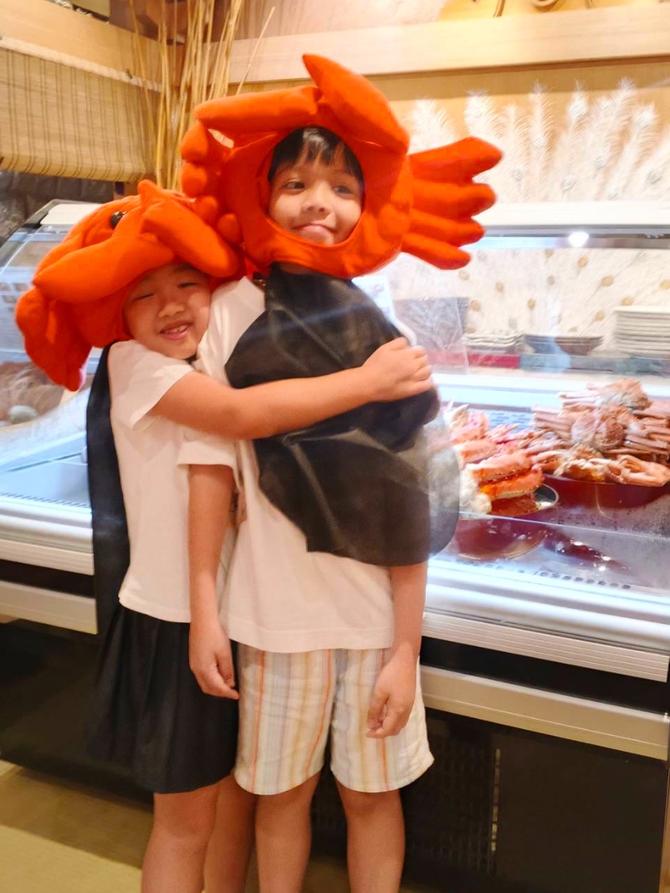 ご来店誠にありがとうございます。
📍Kanitengoku Asok Sukhumvit23
☎0800743032
LINE @080vecfn
Whats App +66 80 074 3032
📅Monday - Thursday, Saturday - Sunday ⏰11:30 AM - 10:30 PM
📅Friday
⏰3:00 PM - 10:30 PM
