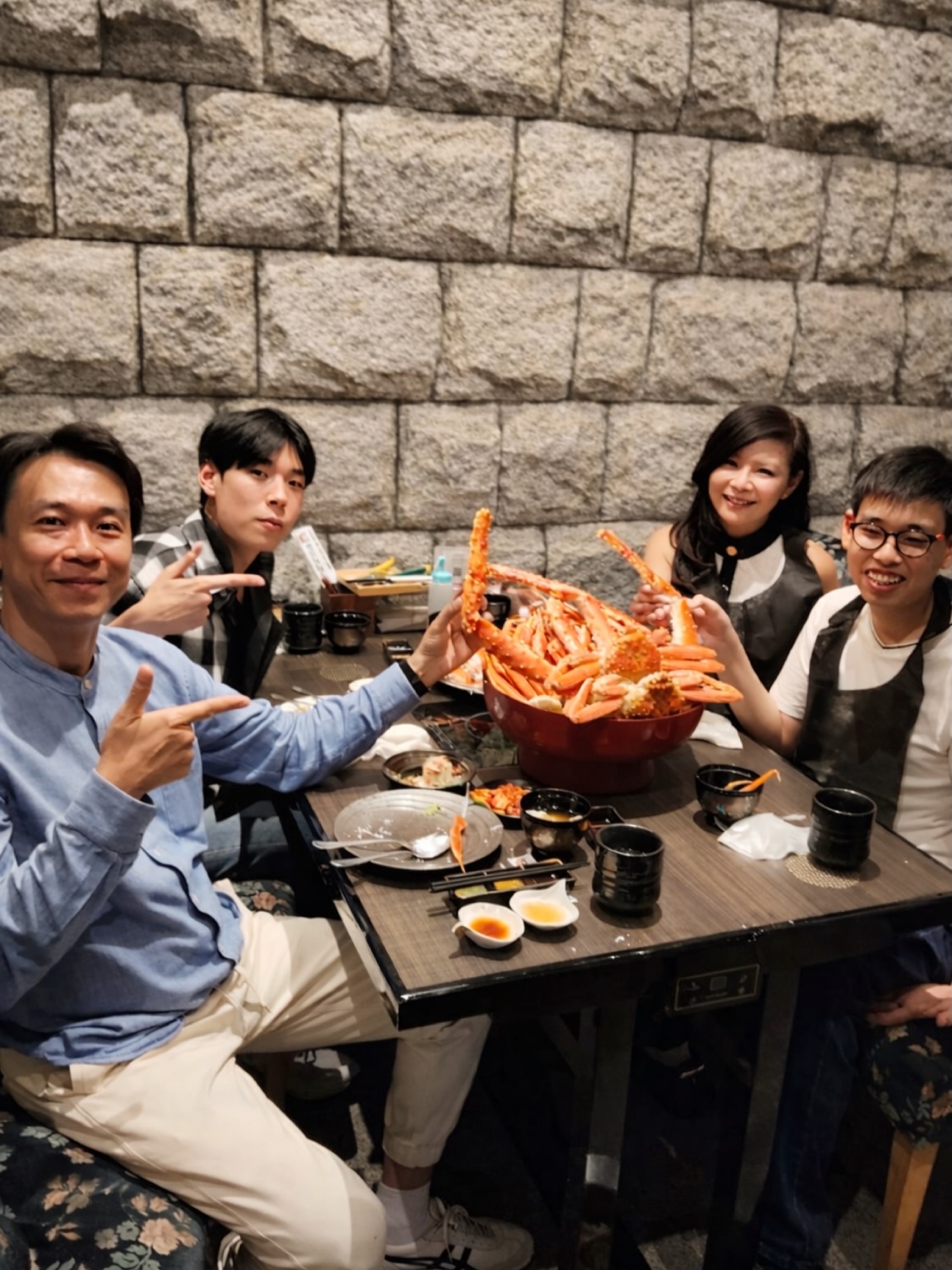 ご来店誠にありがとうございます。🦀😍🫶
📍Kanitengoku Asok Sukhumvit23
☎0800743032
LINE @080vecfn
Whats App +66 80 074 3032
📅Monday - Thursday, Saturday - Sunday ⏰11:30 AM - 10:30 PM
📅Friday
⏰3:00 PM - 10:30 PM