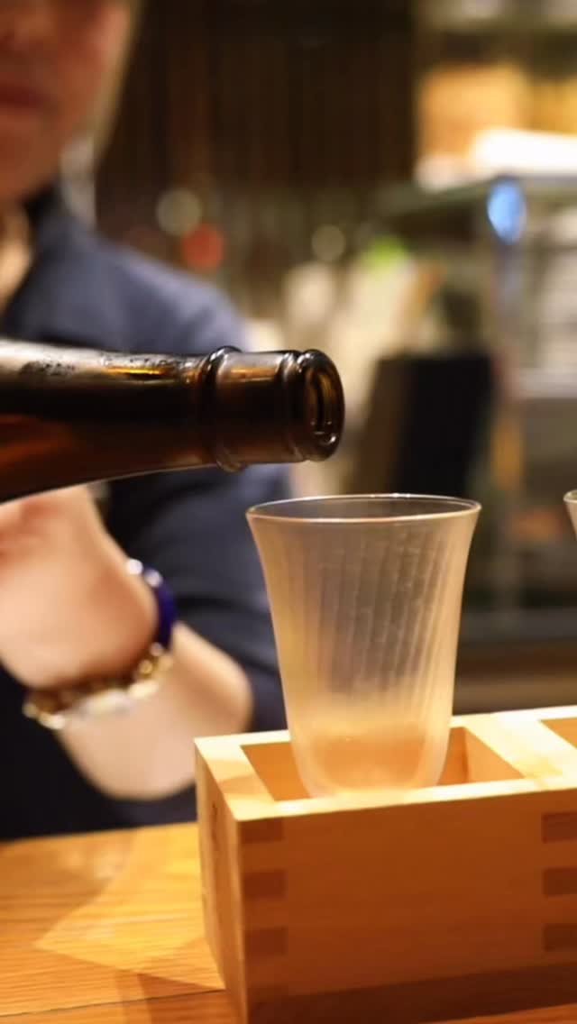 Tonight sounds better with sake 🍶✨

Take a break, bring your favorite people, and enjoy a relaxed night with perfect sake at Orihara Shoten Bangkok.

Good vibes, good conversations, and sake waiting for you tonight.

📍 Orihara Shoten (Park Lane Ekkamai)
⏰ Open Daily: Mon–Sat 17:00–00:00
  (Saturday Open 14:00–00:00)
🚗 Parking available inside Park Lane
🚆 BTS Ekkamai Station (Exit 1)

#Oriharashotenbangkok #sake #ekkamaibar #bangkokbar #hiddenbarbangkok