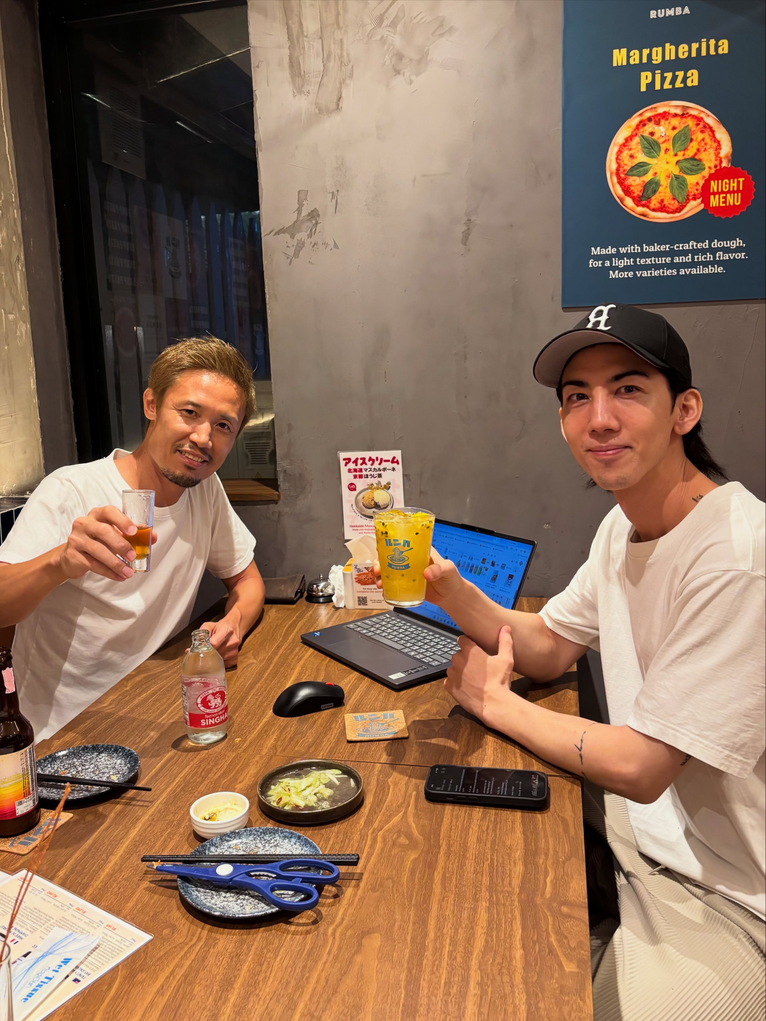 トンロー横丁(Thonglor Yokocho)
