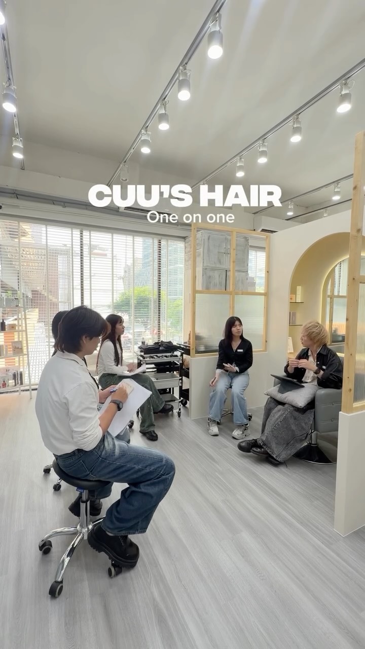 Cuu’s hairは、
カウンセリングから仕上げまで
スタイリストがマンツーマンで担当する 
プライベートサロンです。

途中で担当が変わることはなく、
待ち時間もありません。

お客様一人ひとりの髪と丁寧に向き合い、
理想の仕上がりへ導きます。

อยากทำผมแบบไม่รีบ ไม่เร่ง และไม่สลับช่างไหม? 💇‍♀️🤍 
ที่ Cuu’s hair คุณจะได้รับการดูแลแบบ 1 ต่อ 1
ตั้งแต่เริ่มปรึกษา จนถึงขั้นตอนสุดท้าย

เราให้เวลากับเส้นผมของคุณจริงๆ
เลือกผลิตภัณฑ์และเทคนิคให้เหมาะกับ “ผมของคุณเท่านั้น”
เพื่อผลลัพธ์ที่สวย สุขภาพดี และดูแพงแบบเป็นธรรมชาติ✨

Looking for a salon where you’re not rushed and never passed around? 💇‍♀️🤍
At Cuu’s hair, you’ll receive a true 1-on-1 service.

From the first consultation to the final touch,
one stylist takes care of you the entire time.
We focus on your hair deeply and carefully,

choosing the right products and techniques for your hair only
to achieve smooth, healthy, glossy results ✨

Bangkok / Thonglor
#bangkokhairsalon