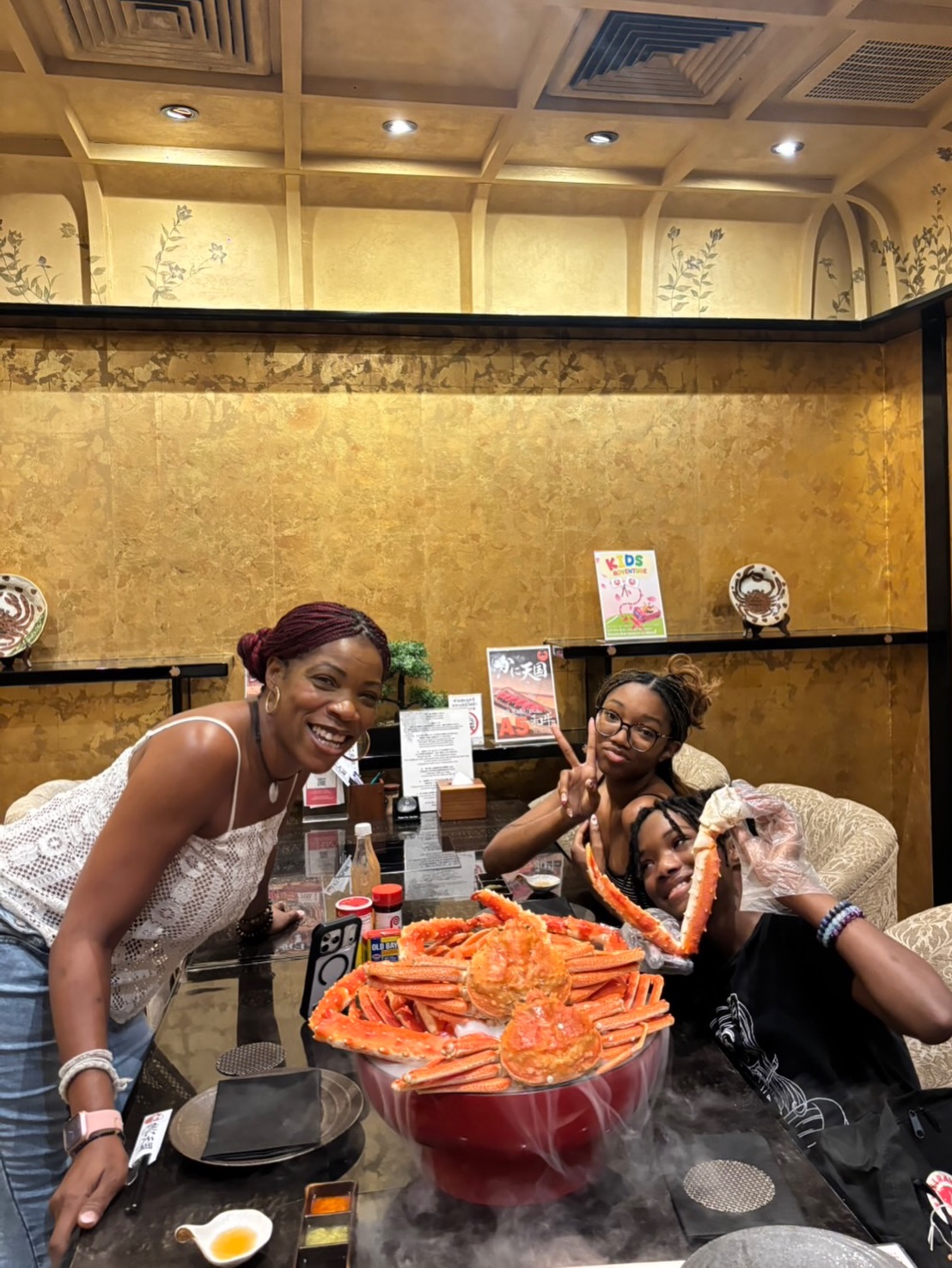 Thank you very much for visiting us ✨️🦀🥰
📍Kanitengoku Asok Sukhumvit23
☎0800743032
LINE @080vecfn
Whats App +66 80 074 3032
📅Monday - Thursday, Saturday - Sunday ⏰11:30 AM - 10:30 PM
📅Friday
⏰3:00 PM - 10:30 PM