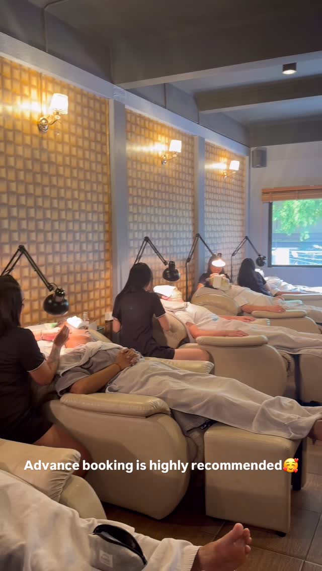 Advance booking is highly recommended✨🥰
Welcome to body care works 
📍Location Sukumvit soi18 

You can make a reservation at here👇
☎️ 02 124 5246
DM (X or FACEBOOK)
WhatsApp +66 98 925 5888

#bodycareworks #สปาเวียดนาม #relaxing #vietnambarber