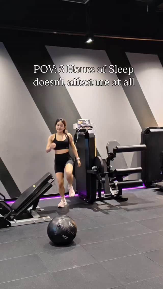 POV: 3 Hours of sleep
doesn't affect me at all. 🫠

ยังดีที่ @topten_splash_box ช่วยห้ามไว้