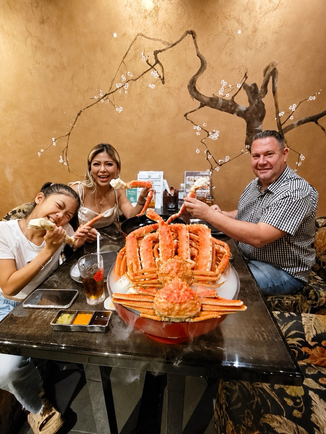 Thank you very much for visiting us ✨️🥰🧡

📍Kanitengoku Asok Sukhumvit23
☎0800743032
LINE @080vecfn
Whats App +66 80 074 3032
📅Monday - Thursday, Saturday - Sunday ⏰11:30 AM - 11:00 PM
📅Friday
⏰3:00 PM - 11:00 PM