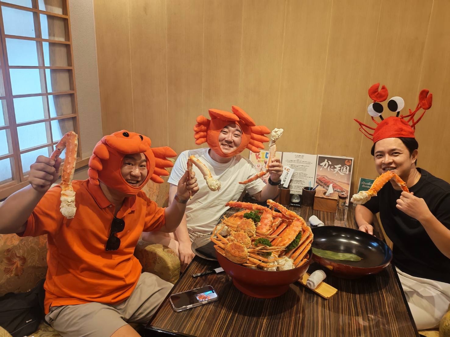 Thank you very much for visiting us ✨️
ご来店誠にありがとうございます。
📍Kanitengoku Asok Sukhumvit23
☎0800743032
LINE @080vecfn
Whats App +66 80 074 3032
📅Monday - Thursday, Saturday - Sunday ⏰11:30 AM - 11:00 PM
📅Friday
⏰3:00 PM - 11:00 PM