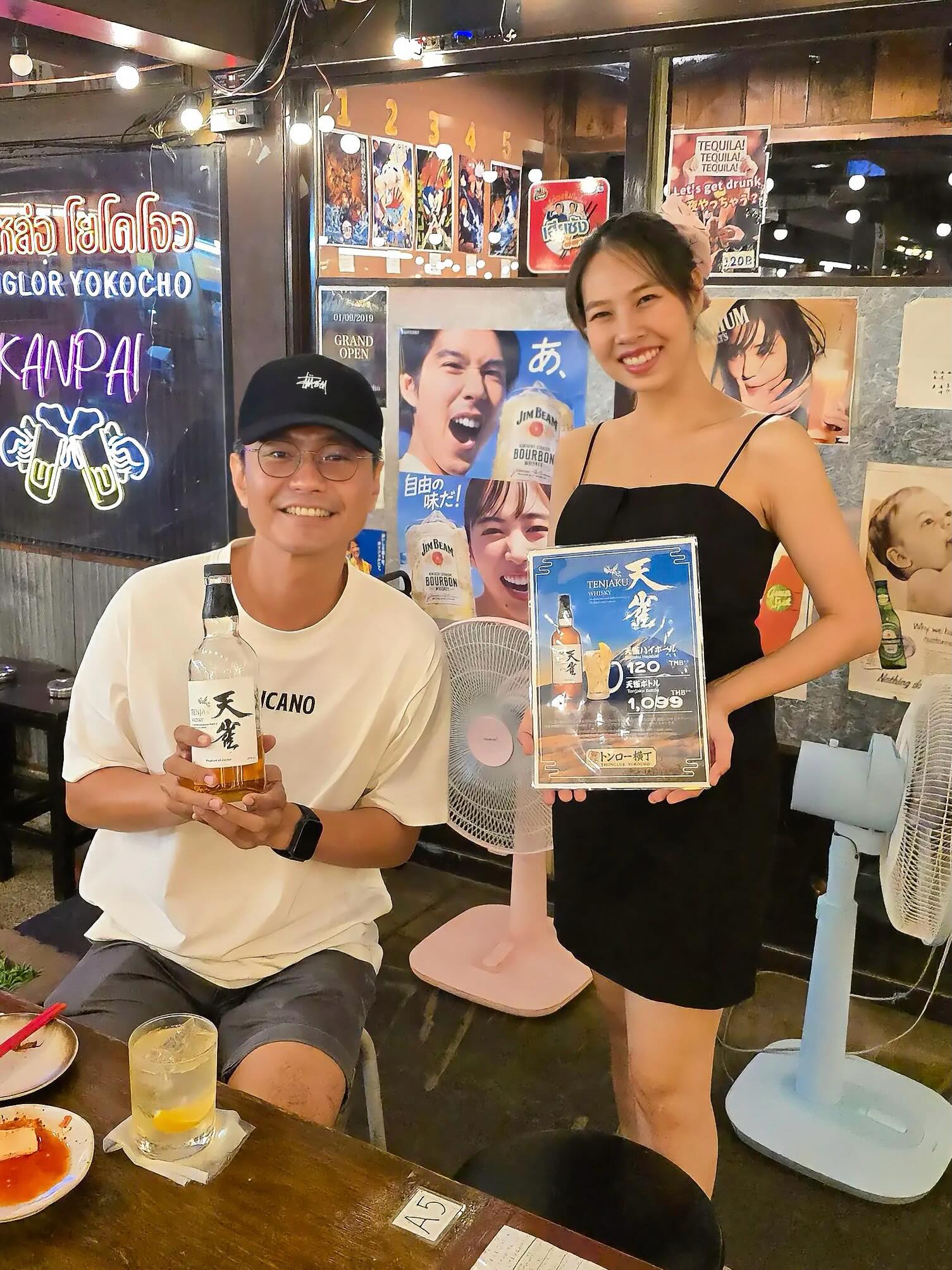 昨夜開催した「天雀」ウイスキーイベント🥃

たくさんのご来店、本当にありがとうございました！

店内はたくさんのお客様で賑わい、
乾杯と笑顔があふれる最高の夜になりました🍻

そして…
今夜もイベント開催！

この機会にぜひ「天雀」の魅力を味わってみてください✨

📍Thonglor Yokocho（トンロー横丁）
🕦 土日は通し営業 11:30〜24:00

昼飲みも、夜飲みも大歓迎！
皆さまのご来店をスタッフ一同お待ちしております😊

#トンロー横丁 #バンコク居酒屋 #天雀 #バンコクグルメ #Thonglor